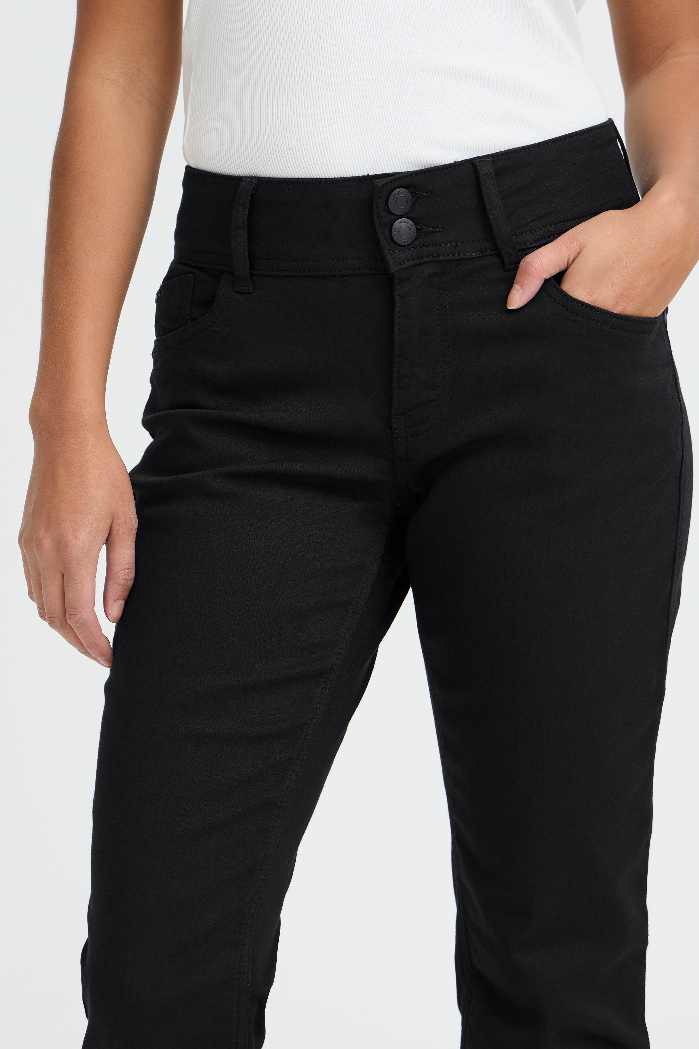 PZSUZY HW Curved Jeans Skinny leg LOOKBOOK DETAIL 50205577-200004