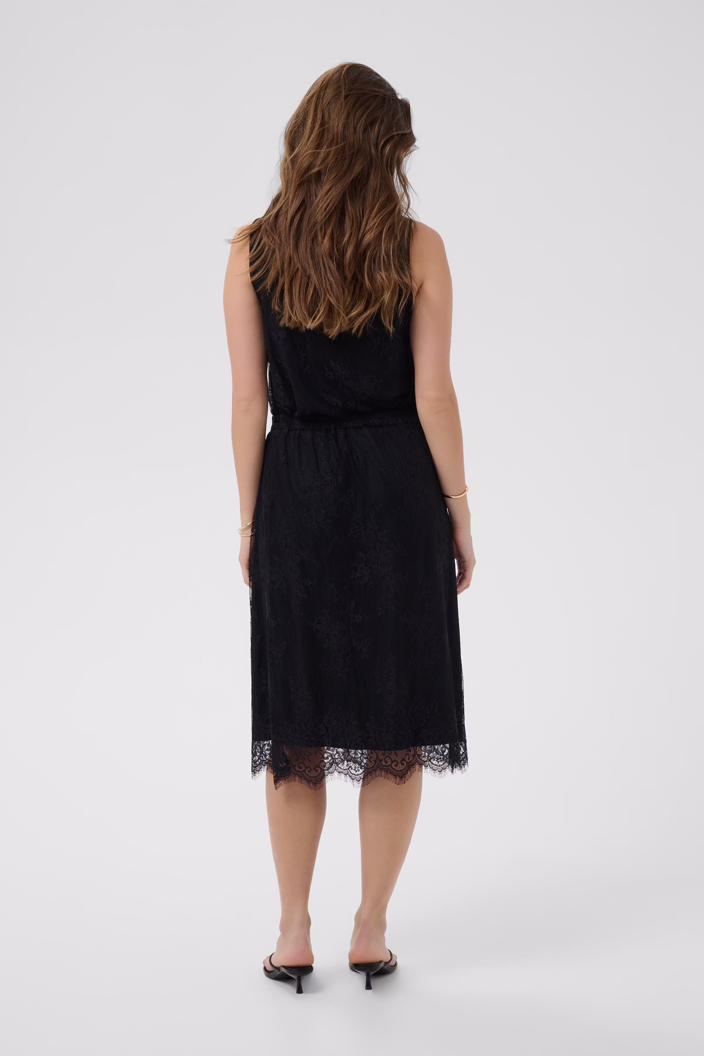 CRMira Rock LOOKBOOK BACK 10615810-100120