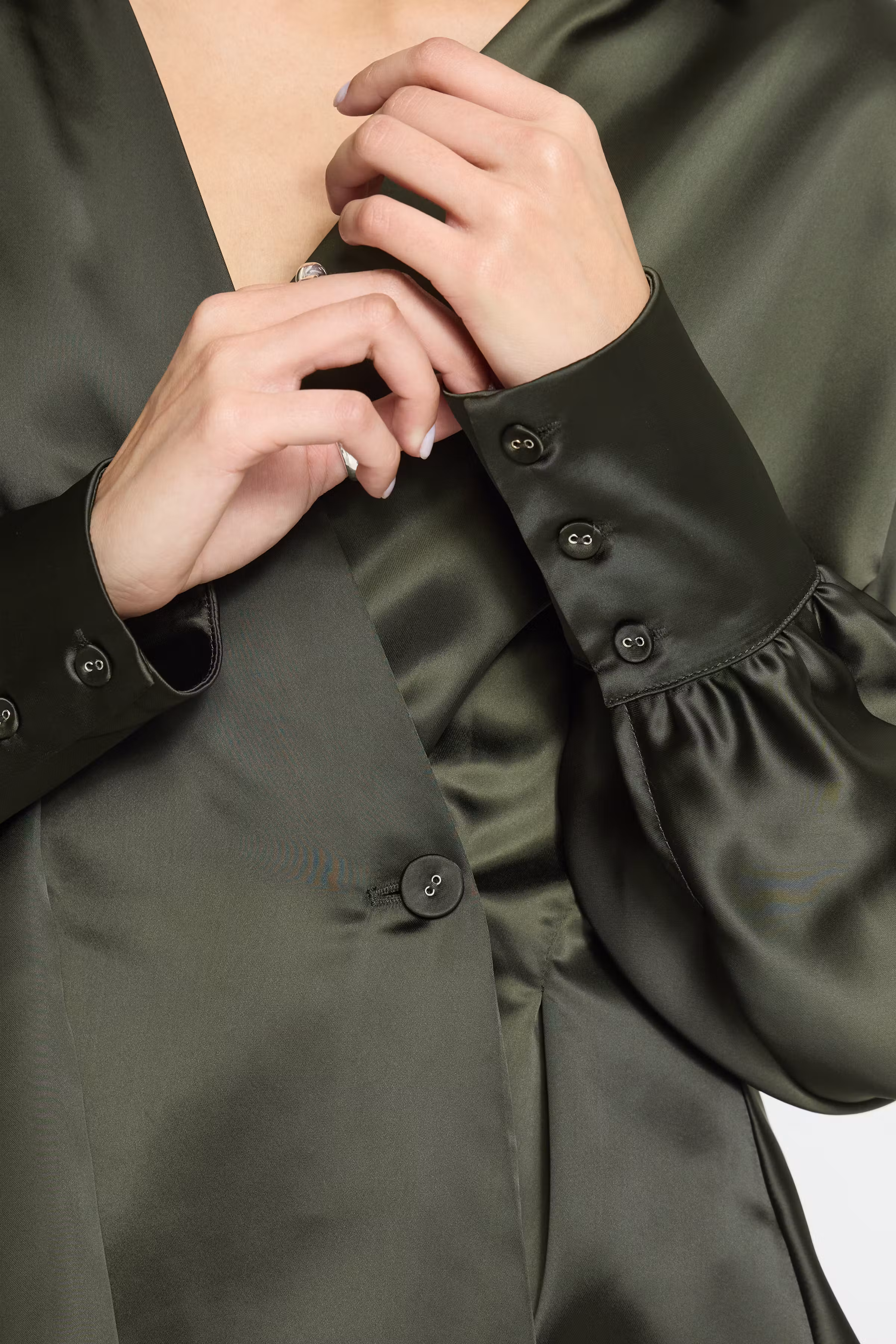 IHRUTH Hemd LOOKBOOK DETAIL 20123918-190509