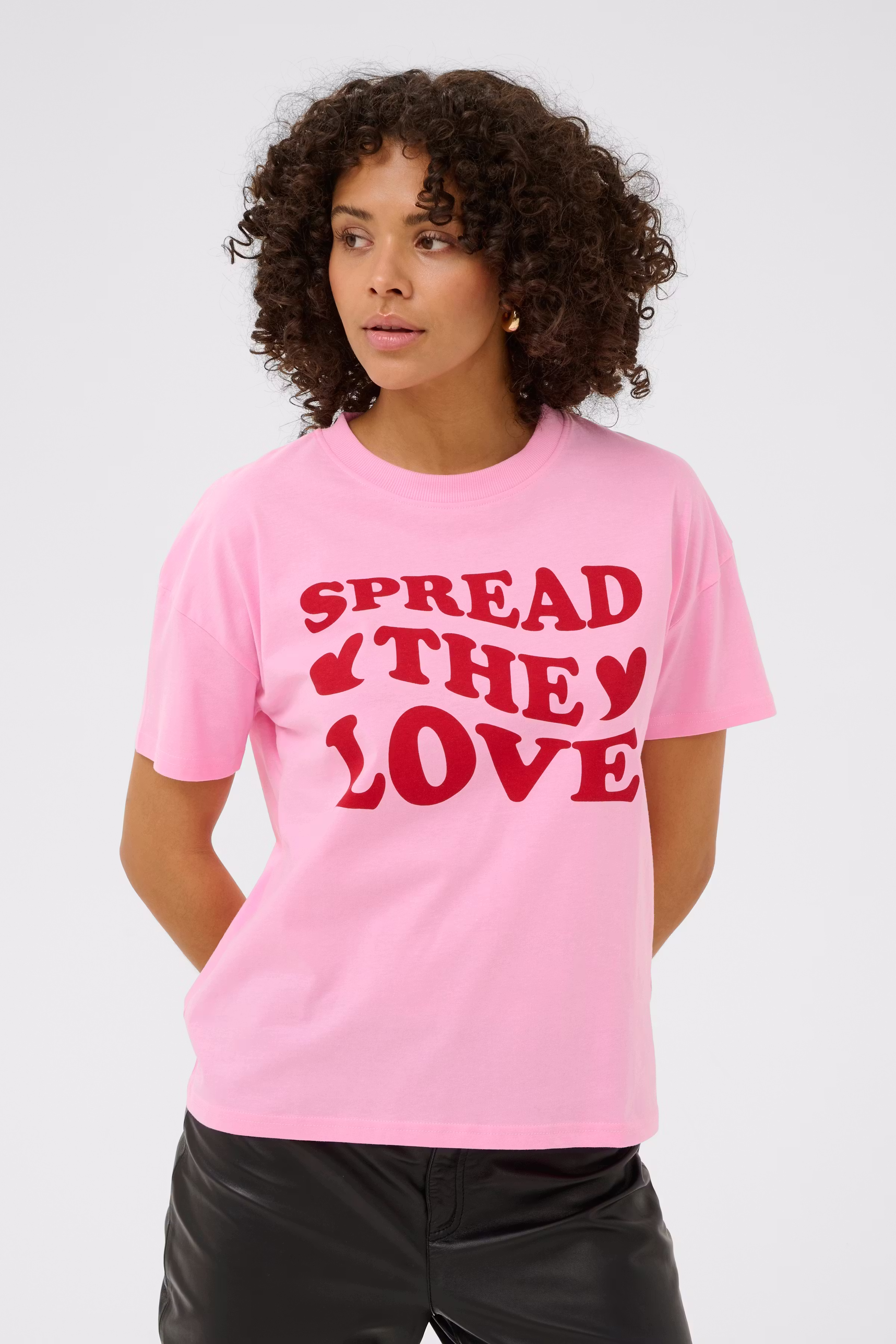 KAamara T-shirt LOOKBOOK FRONT 10511908-152218