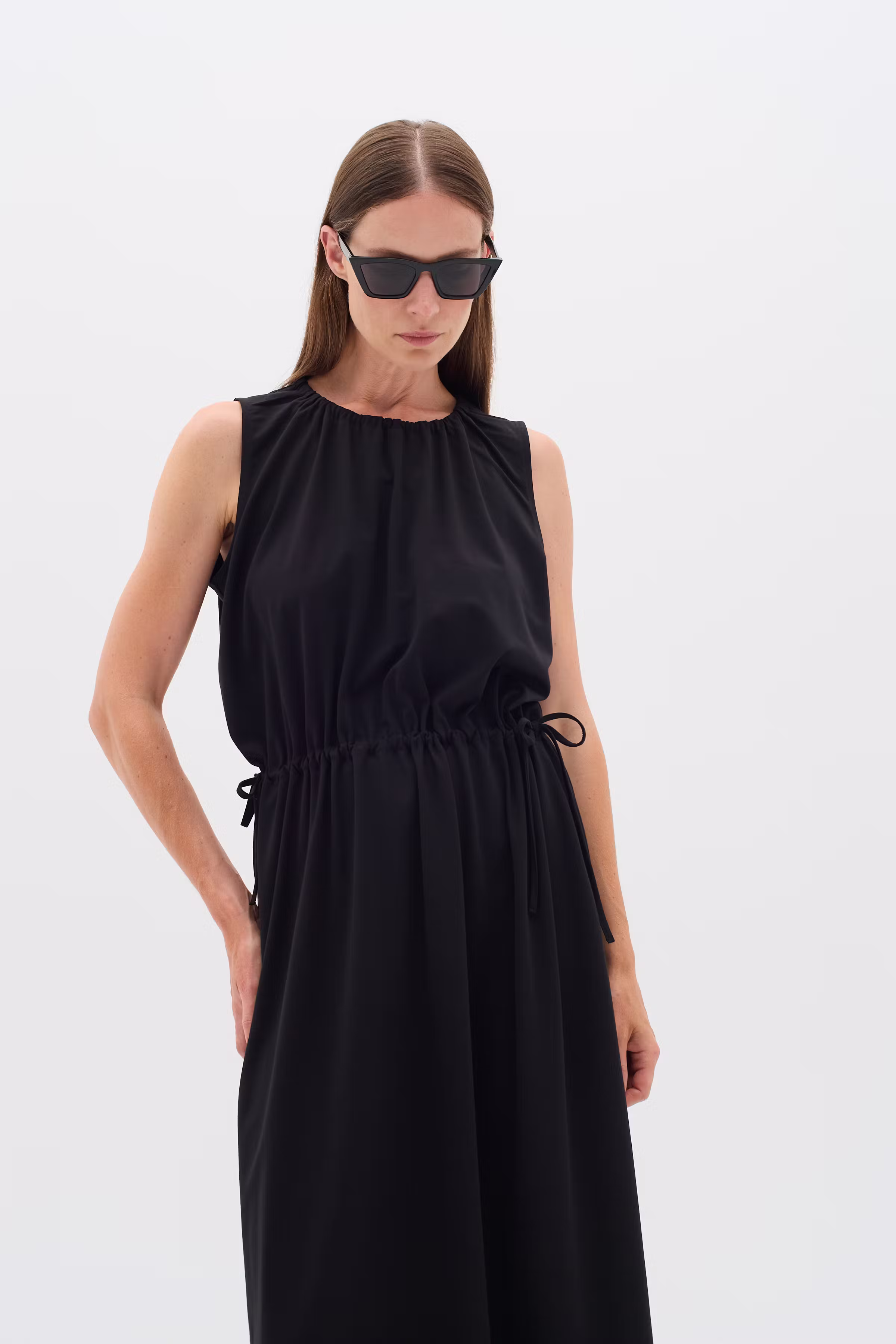 HivieraIW Dress LOOKBOOK FRONT 30110389-194008