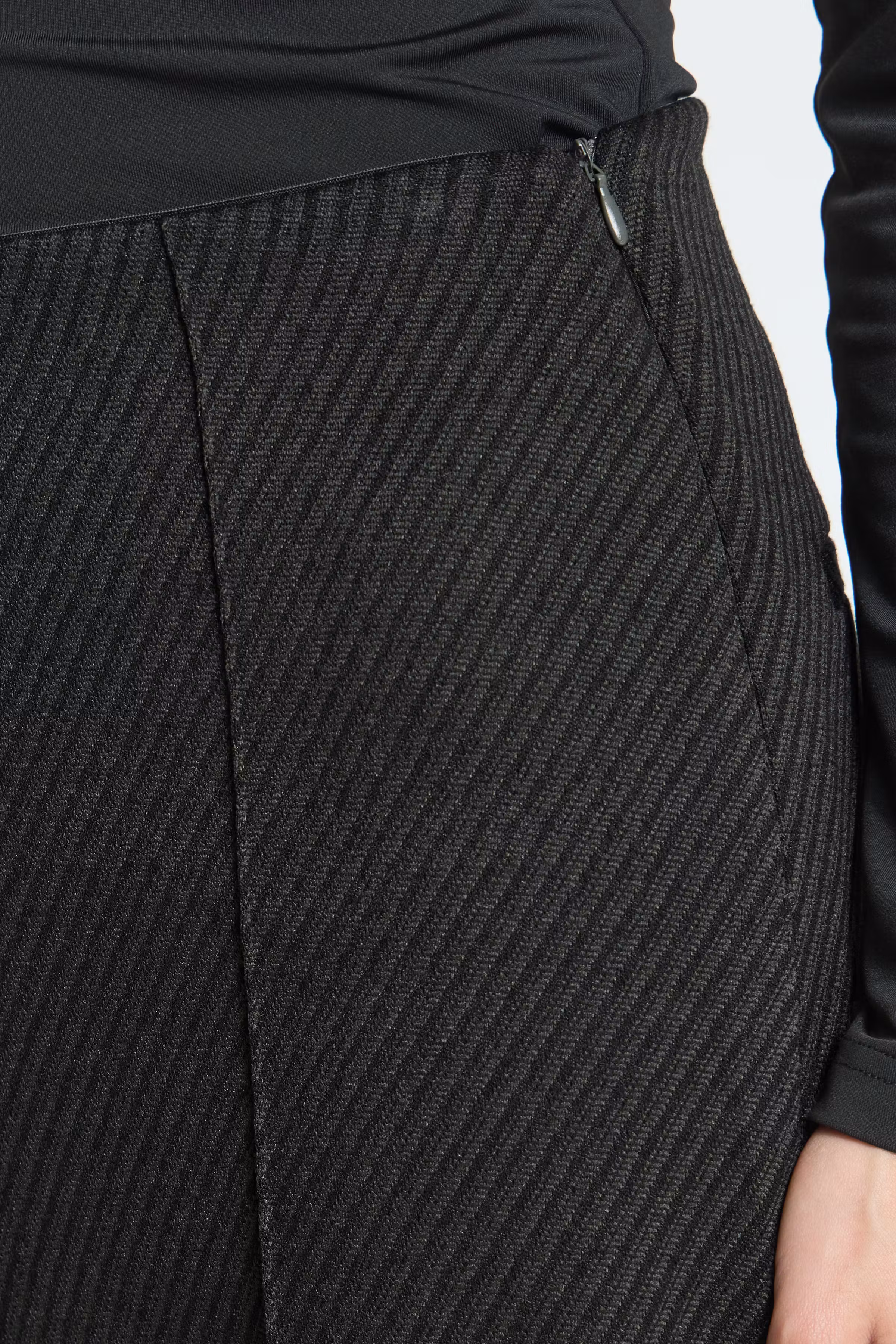 IHKATE Trousers LOOKBOOK DETAIL 20125262-900012965