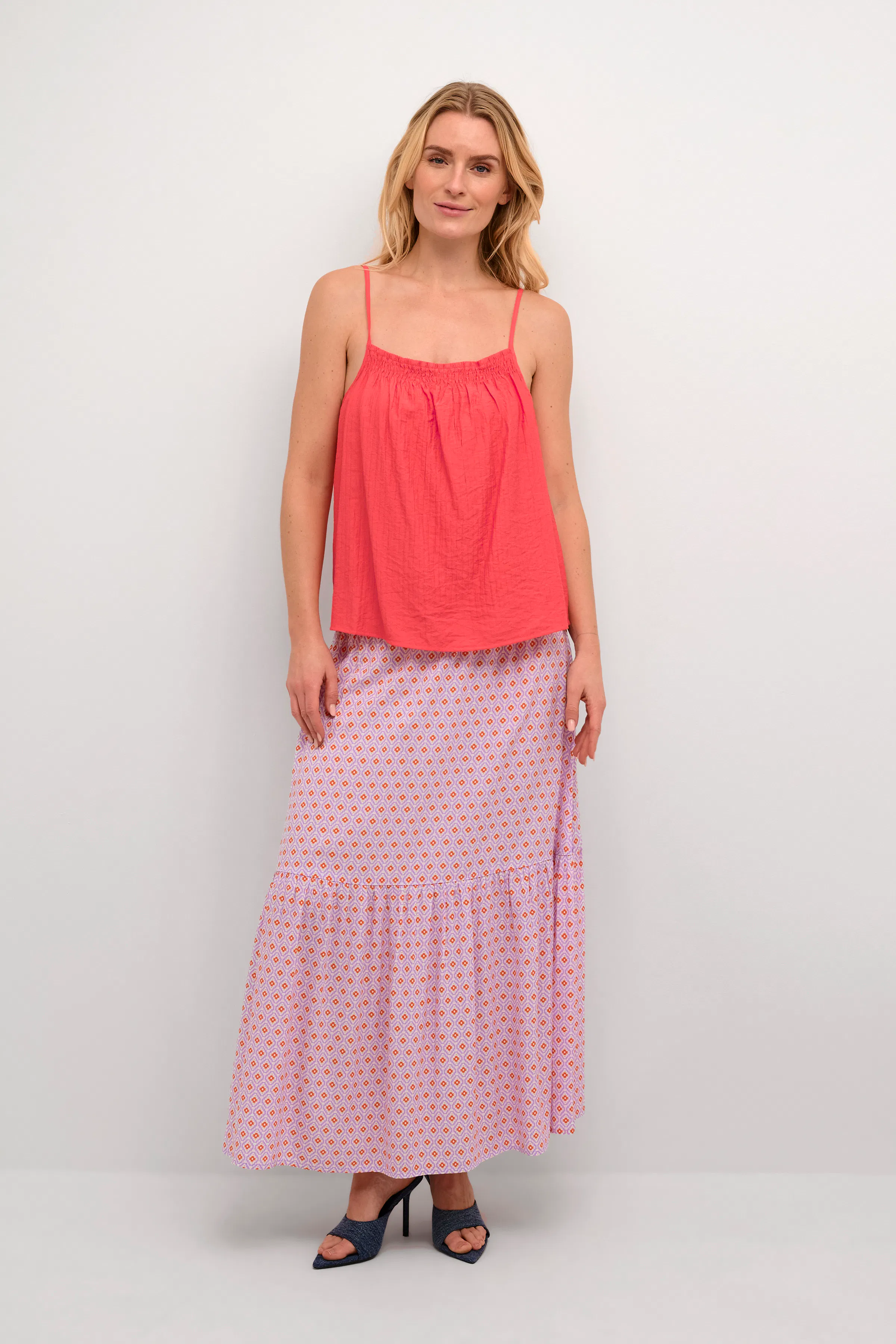 CRLori Top LOOKBOOK FRONT 10612607-171553