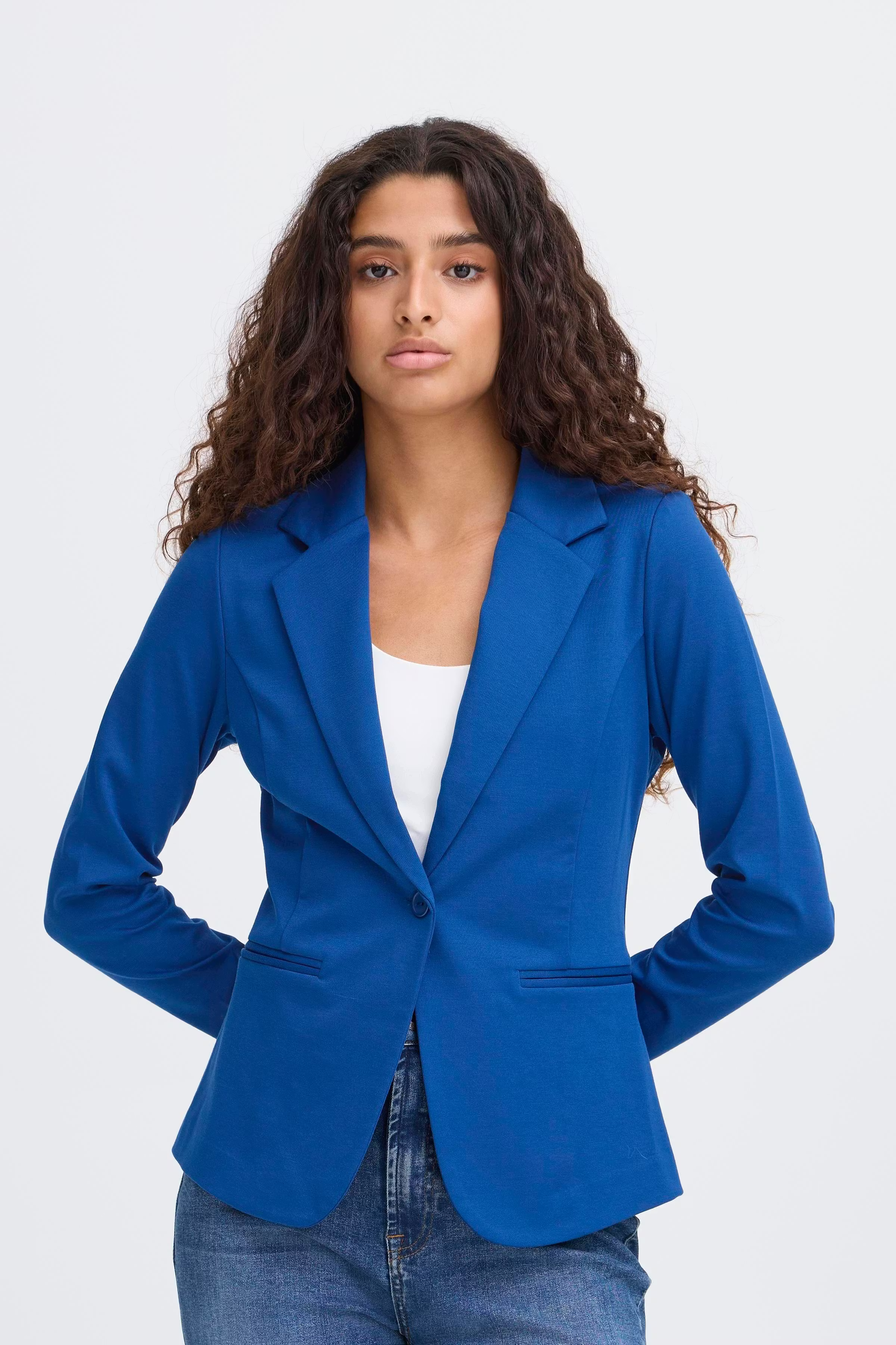 IHKATE Blazer LOOKBOOK FRONT 20101801-194029