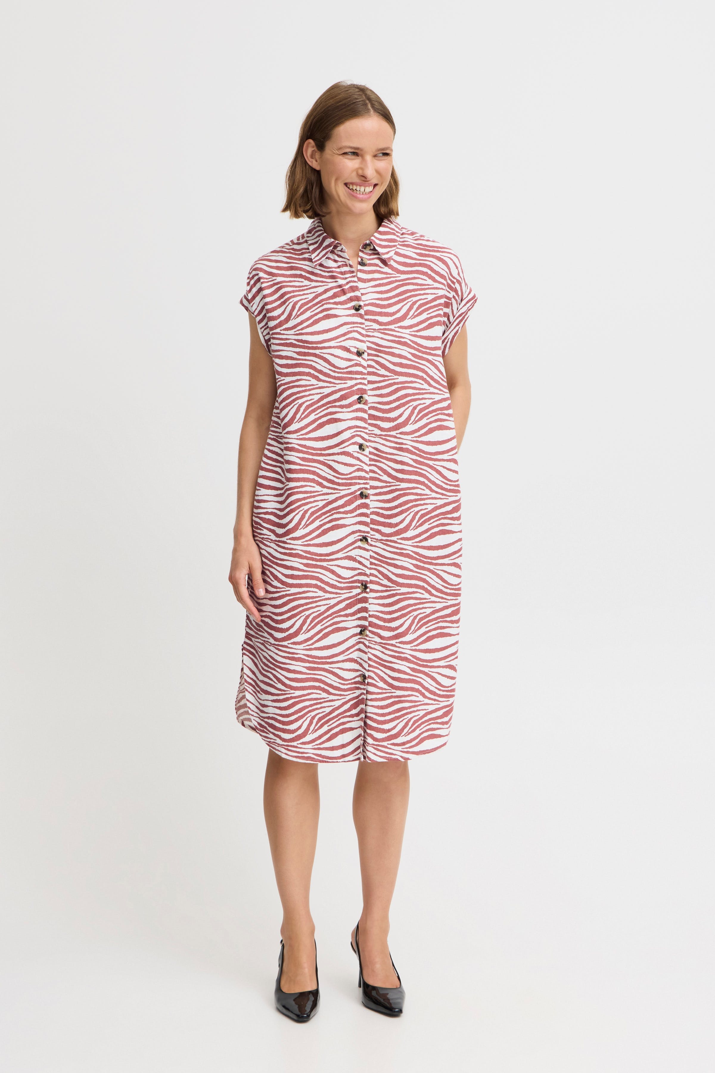 BYFALAKKA Dress LOOKBOOK FRONT 20814553-204541