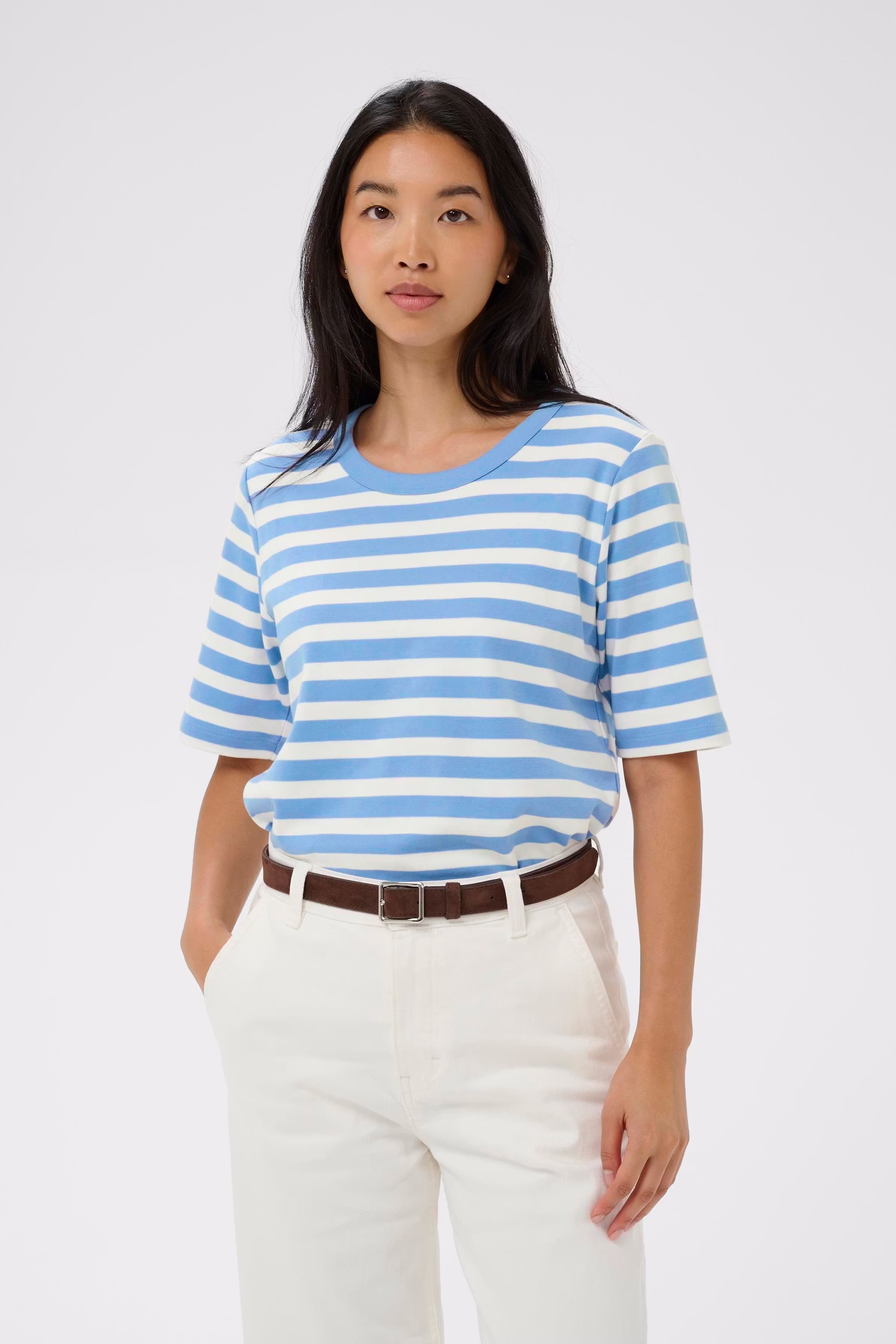 RatanaPW T-shirt LOOKBOOK FRONT 30309870-304593