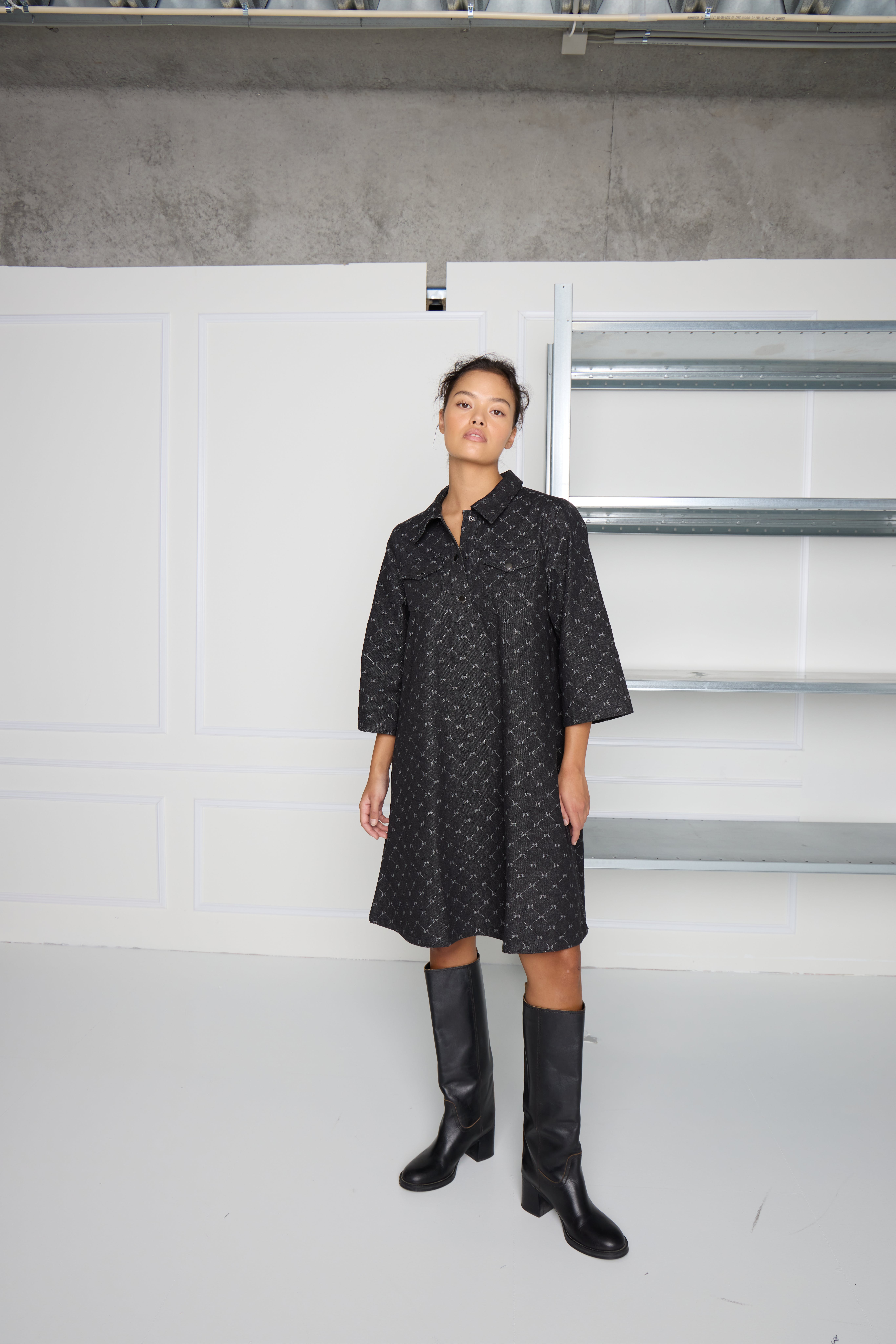 IXALANI Robe LOCATION NONE 20123678-194008