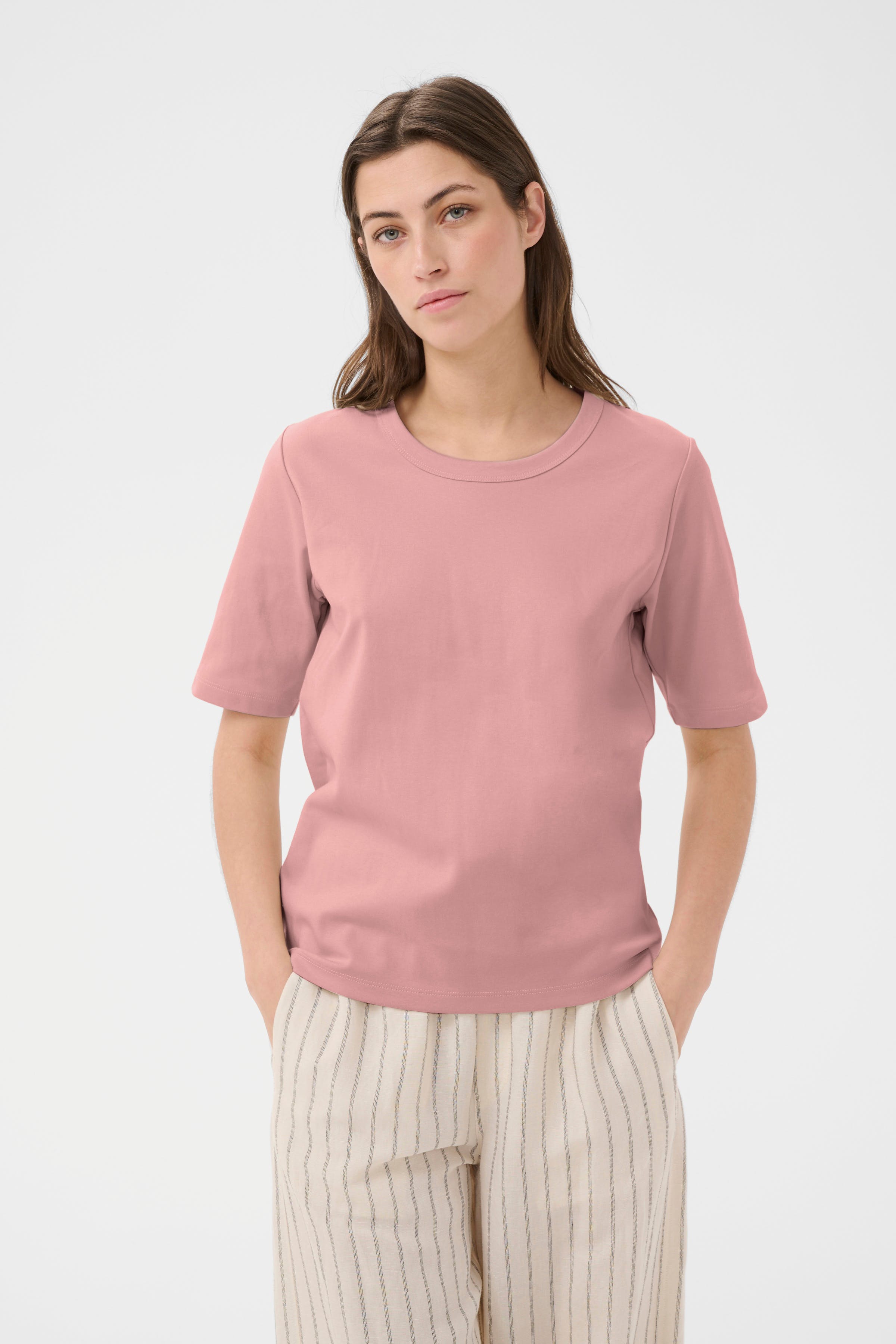 RatanaPW T-shirt LOOKBOOK FRONT 30309870-142307