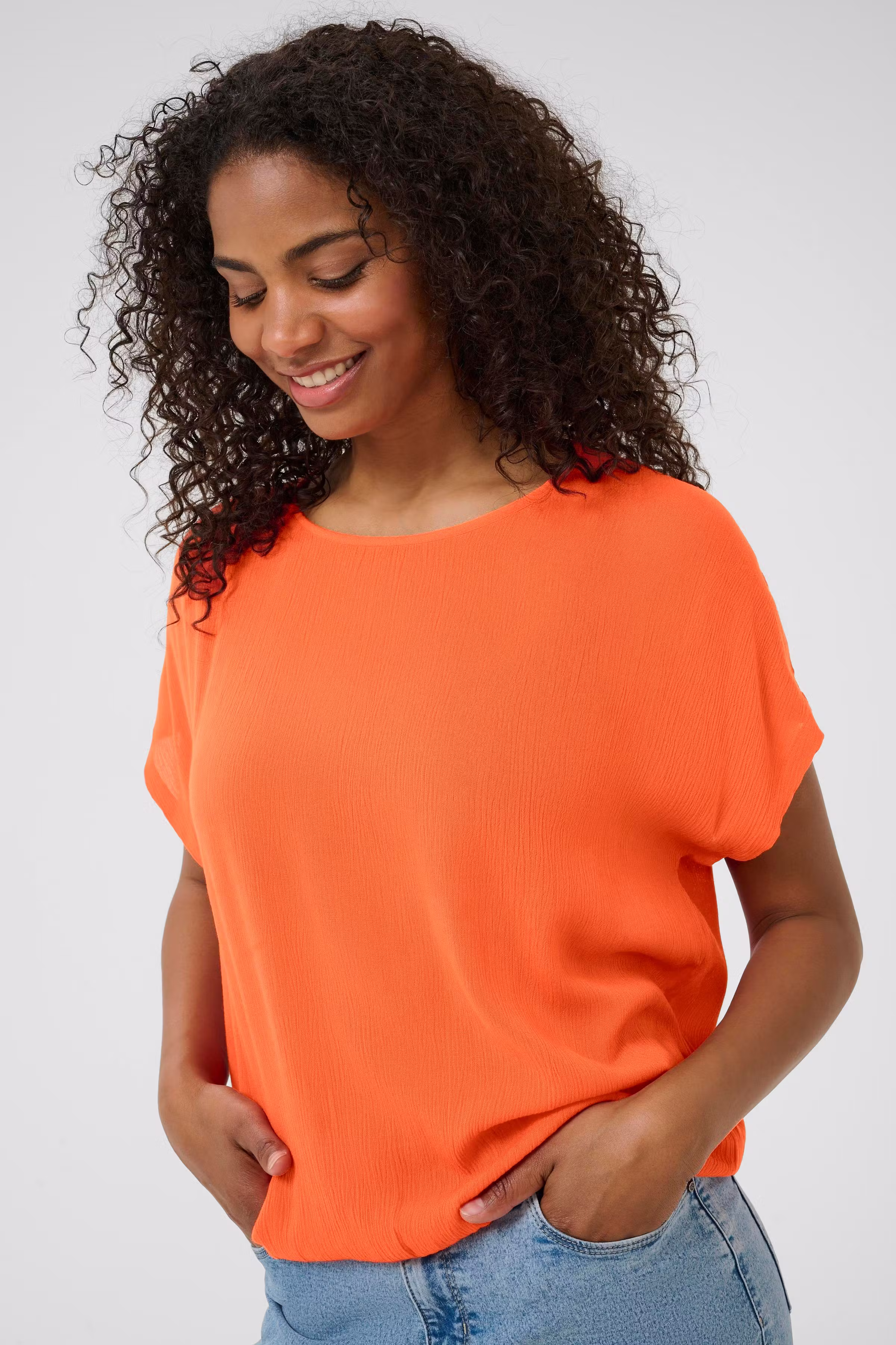 KAamber Bluse LOOKBOOK DETAIL 10500781-171558