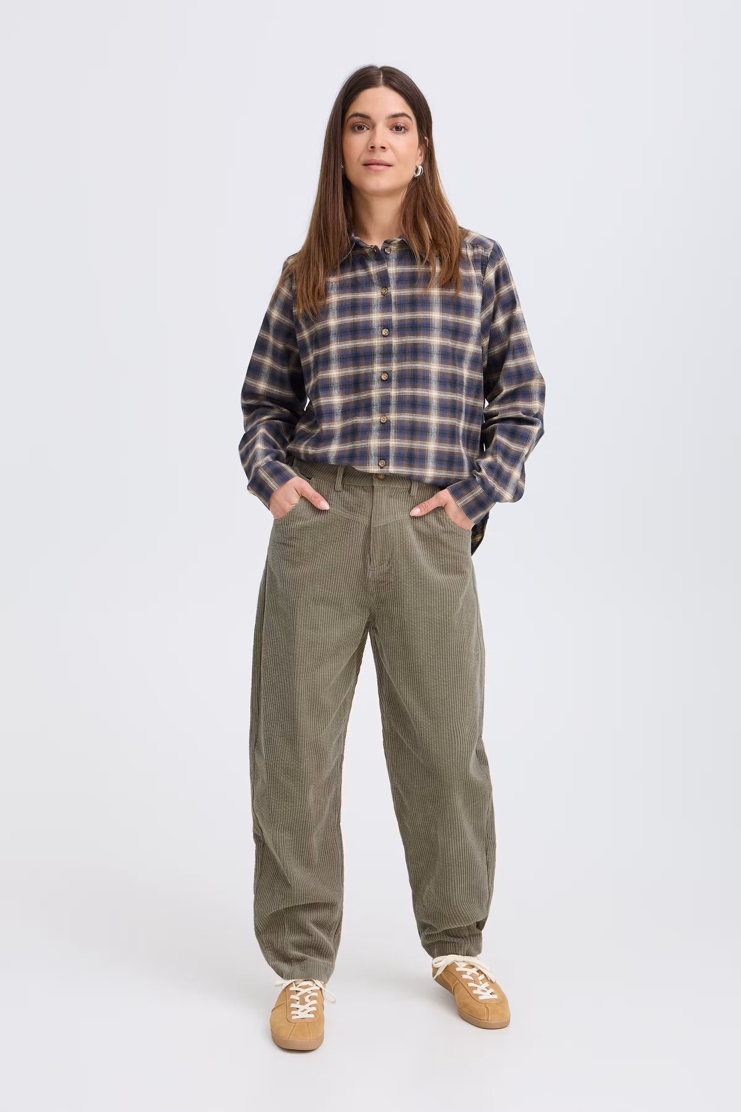 PZESSY Trousers LOOKBOOK FRONT 50210724-170613