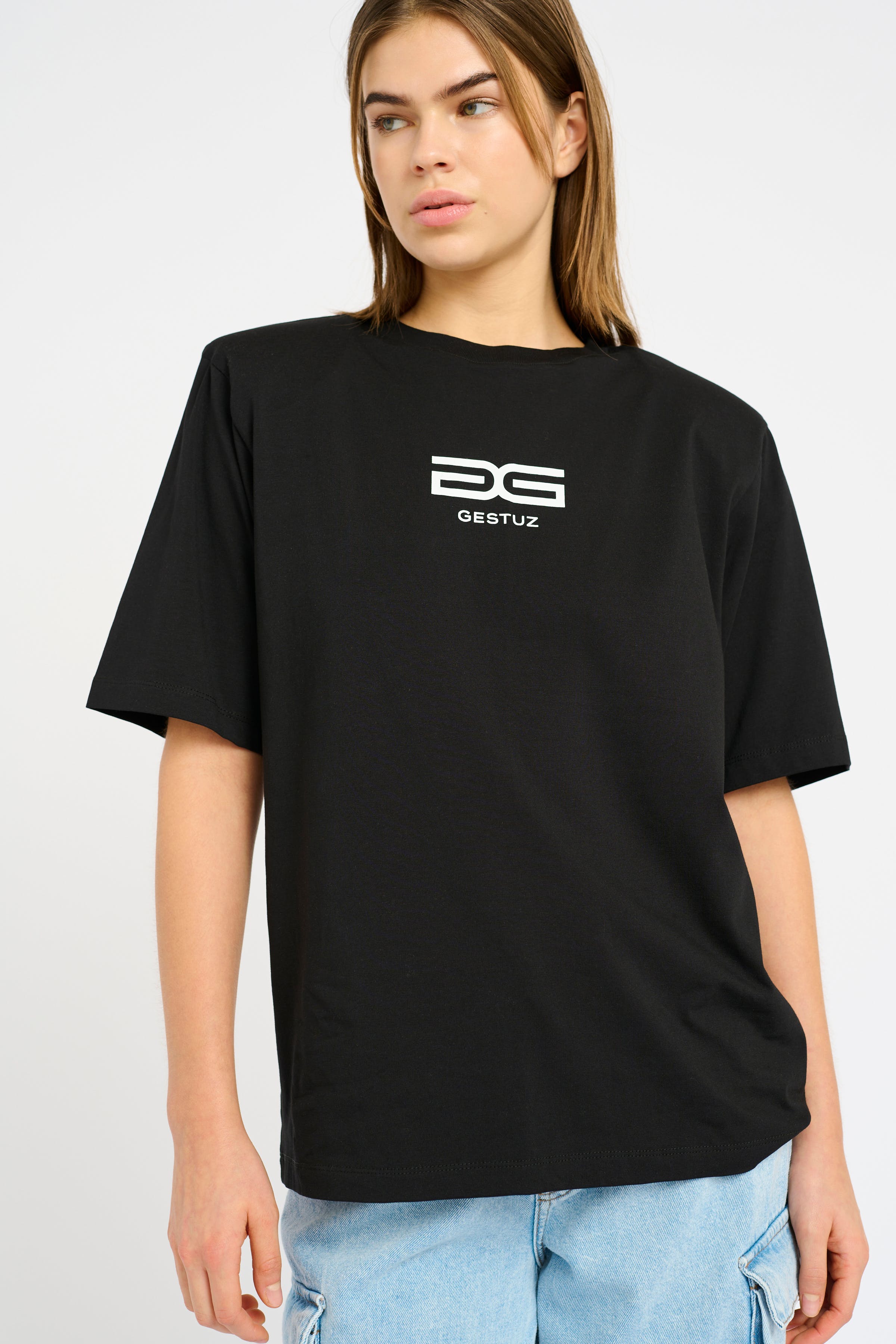SamurillyGZ T-shirt LOOKBOOK FRONT 10908950-100017