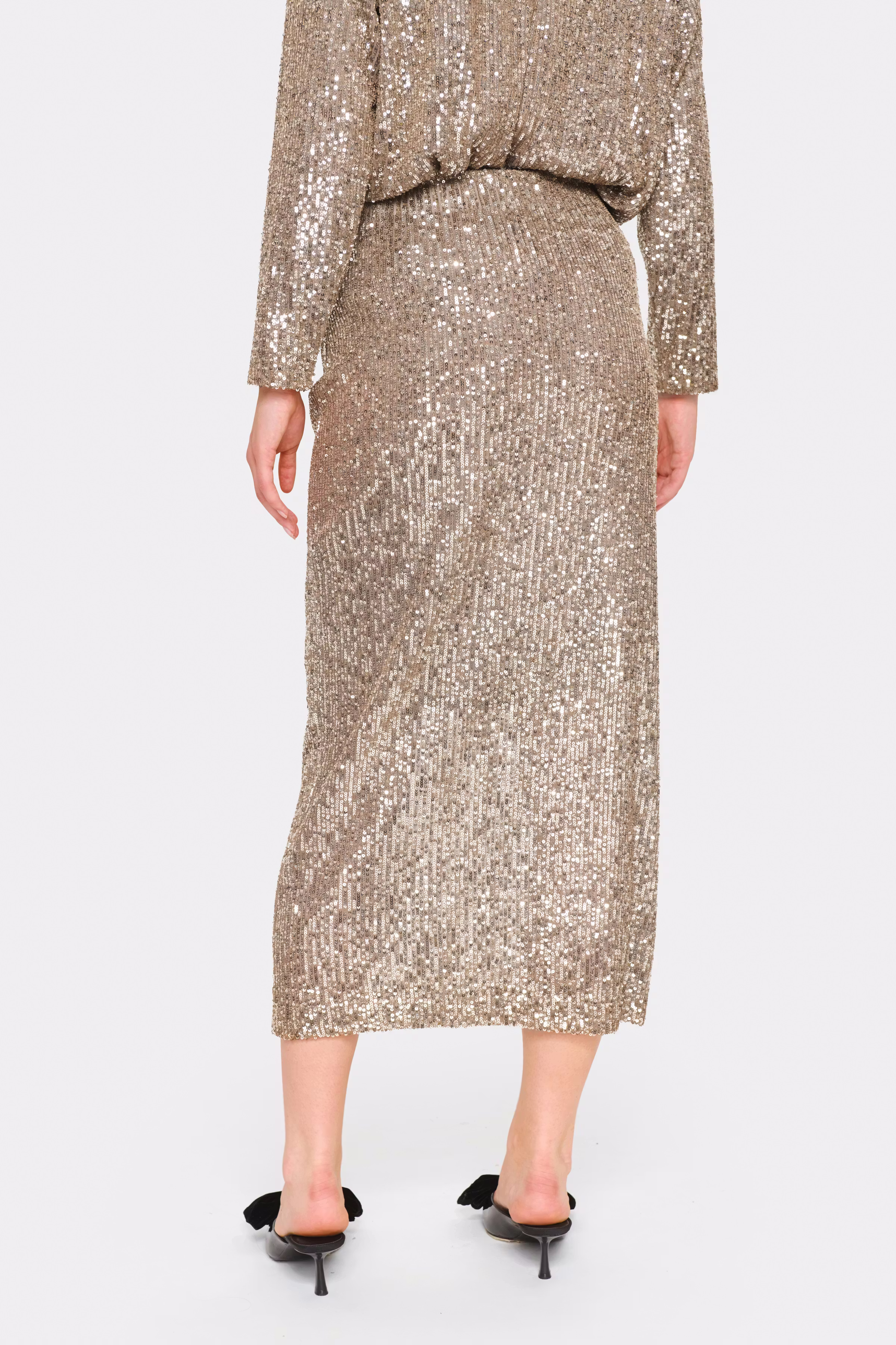 ReyanaSZ Rok LOOKBOOK BACK 30513809-131012