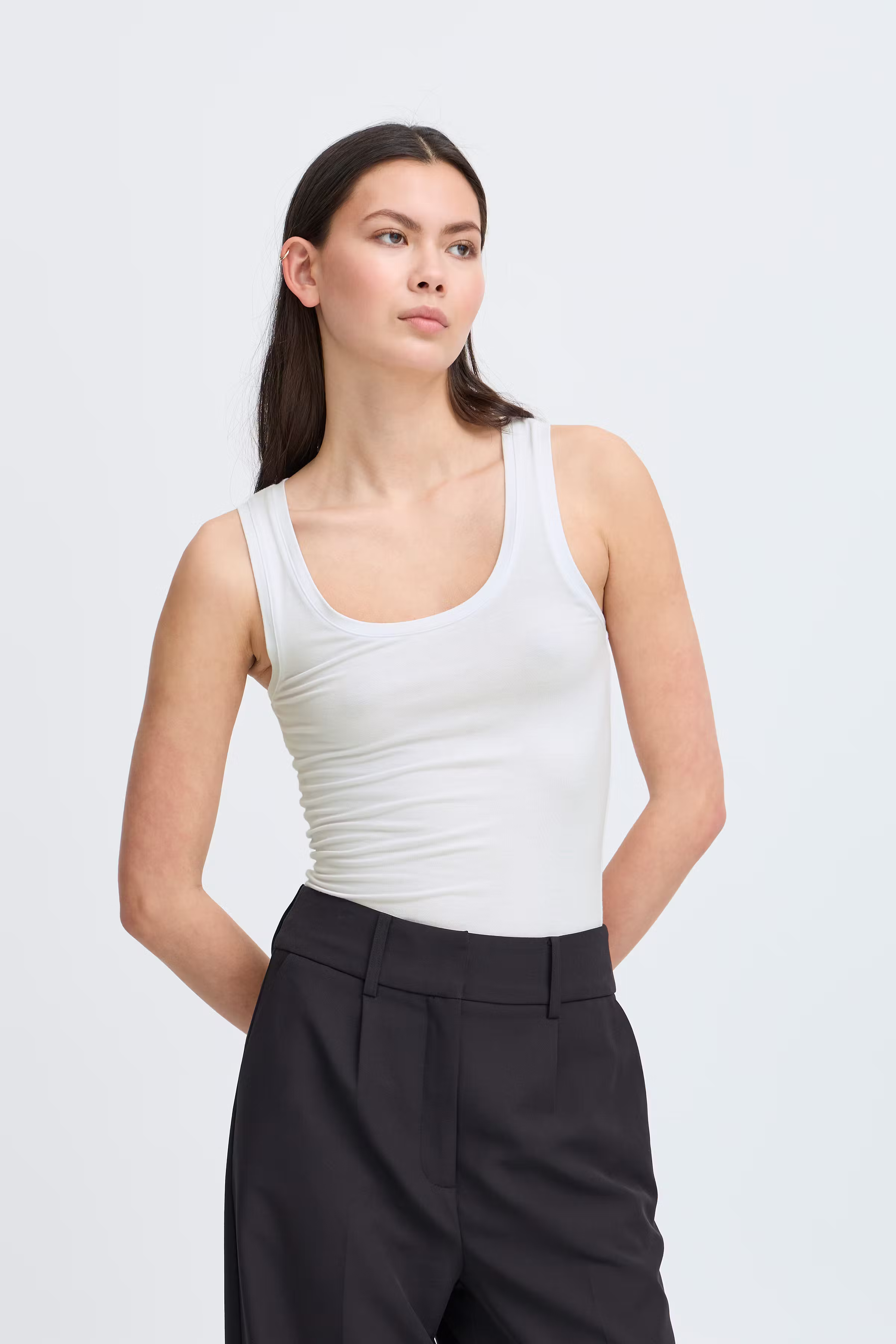 IHZOLA T-shirt LOOKBOOK FRONT 20120347-10100