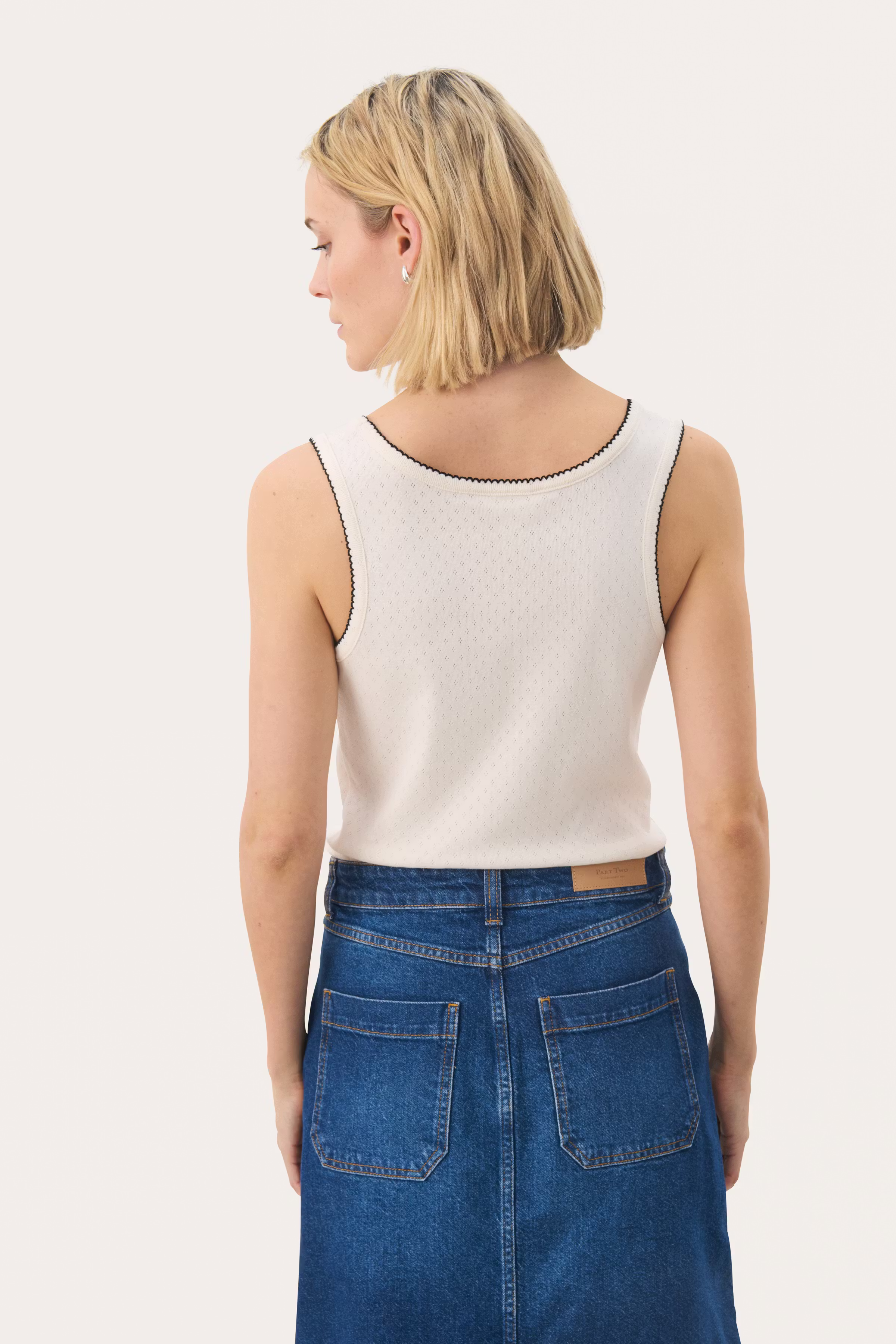 JuliannesPW Top LOOKBOOK BACK 30309844-120601