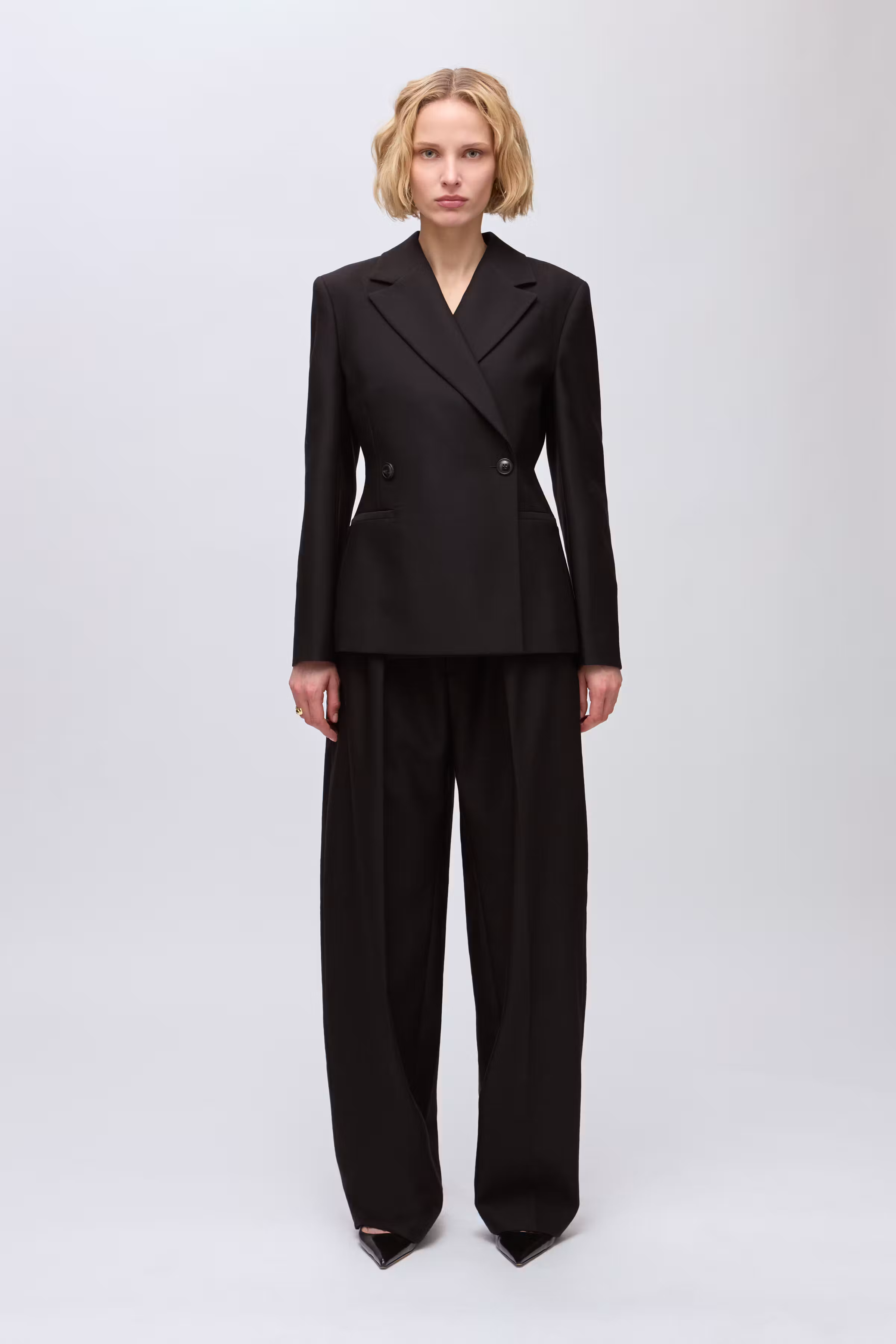 IOJolene Blazer LOOKBOOK FRONT 30600129-BR291