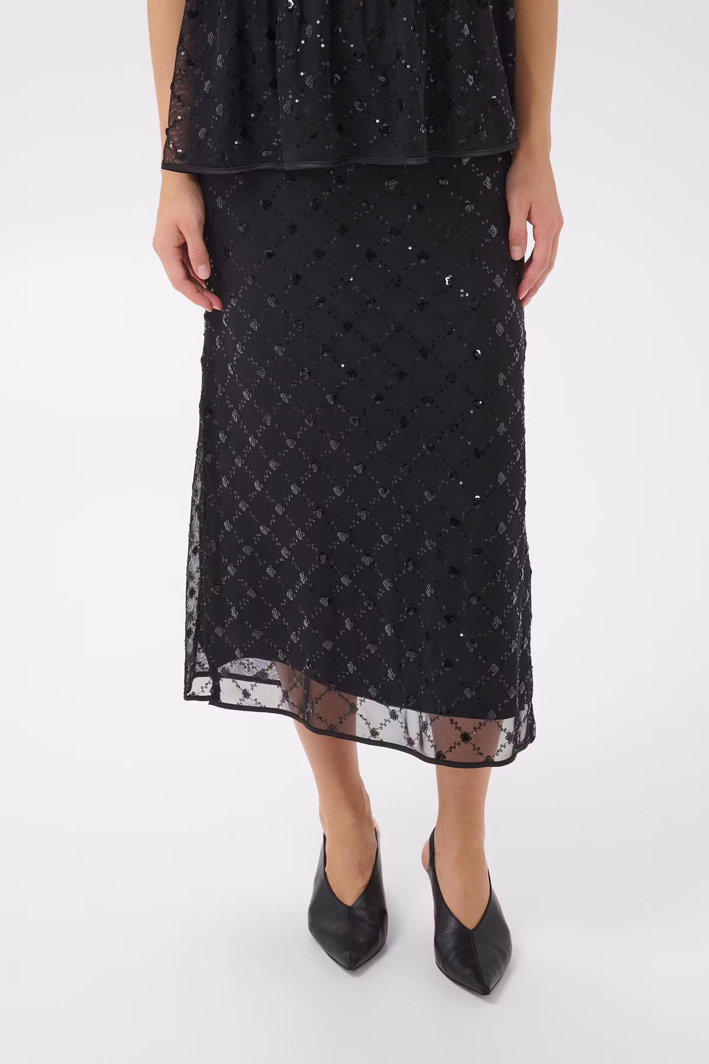 VivikaPW Rock LOOKBOOK FRONT 30310197-305465