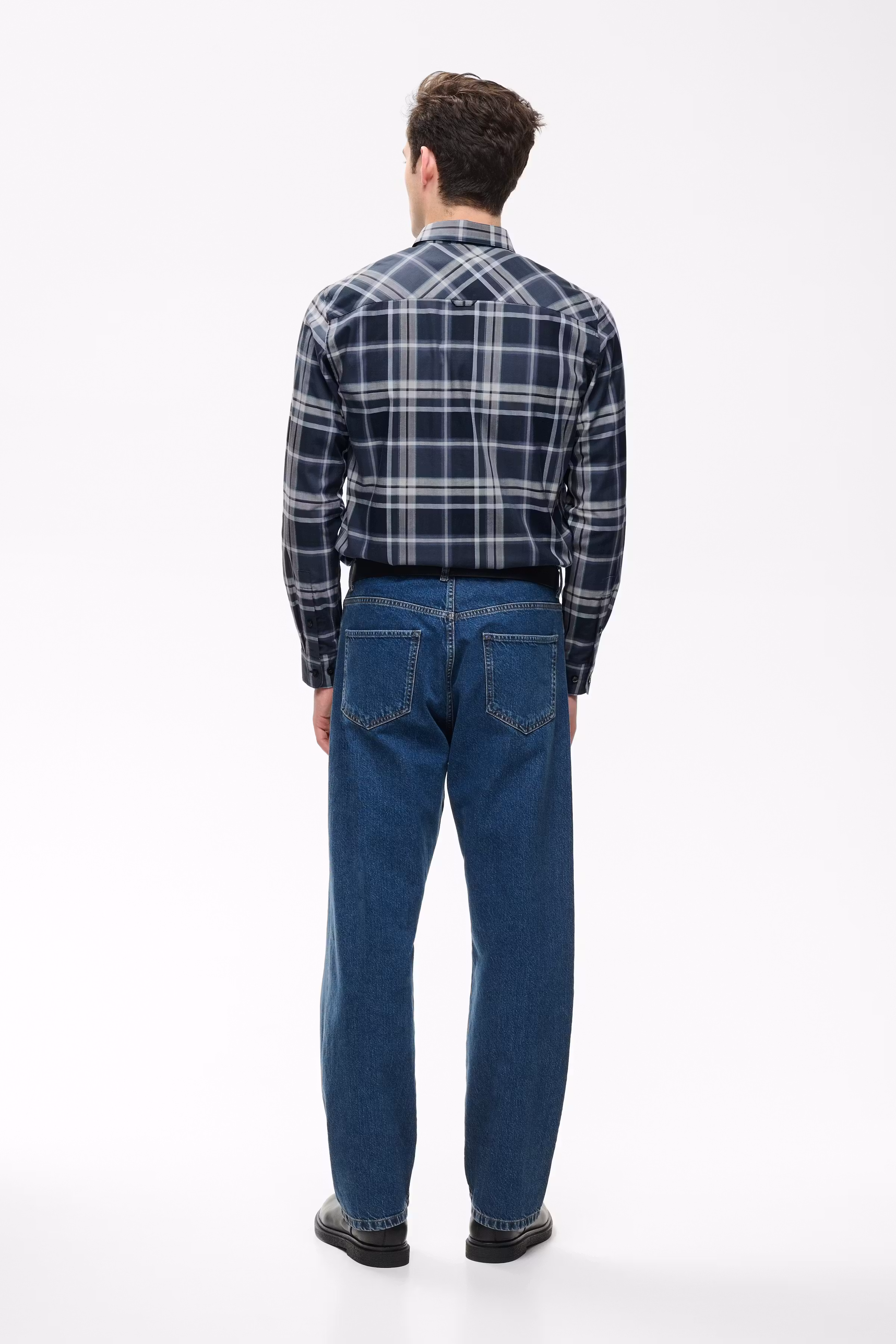 MAtrostol Shirt LOOKBOOK BACK 30209335-194011