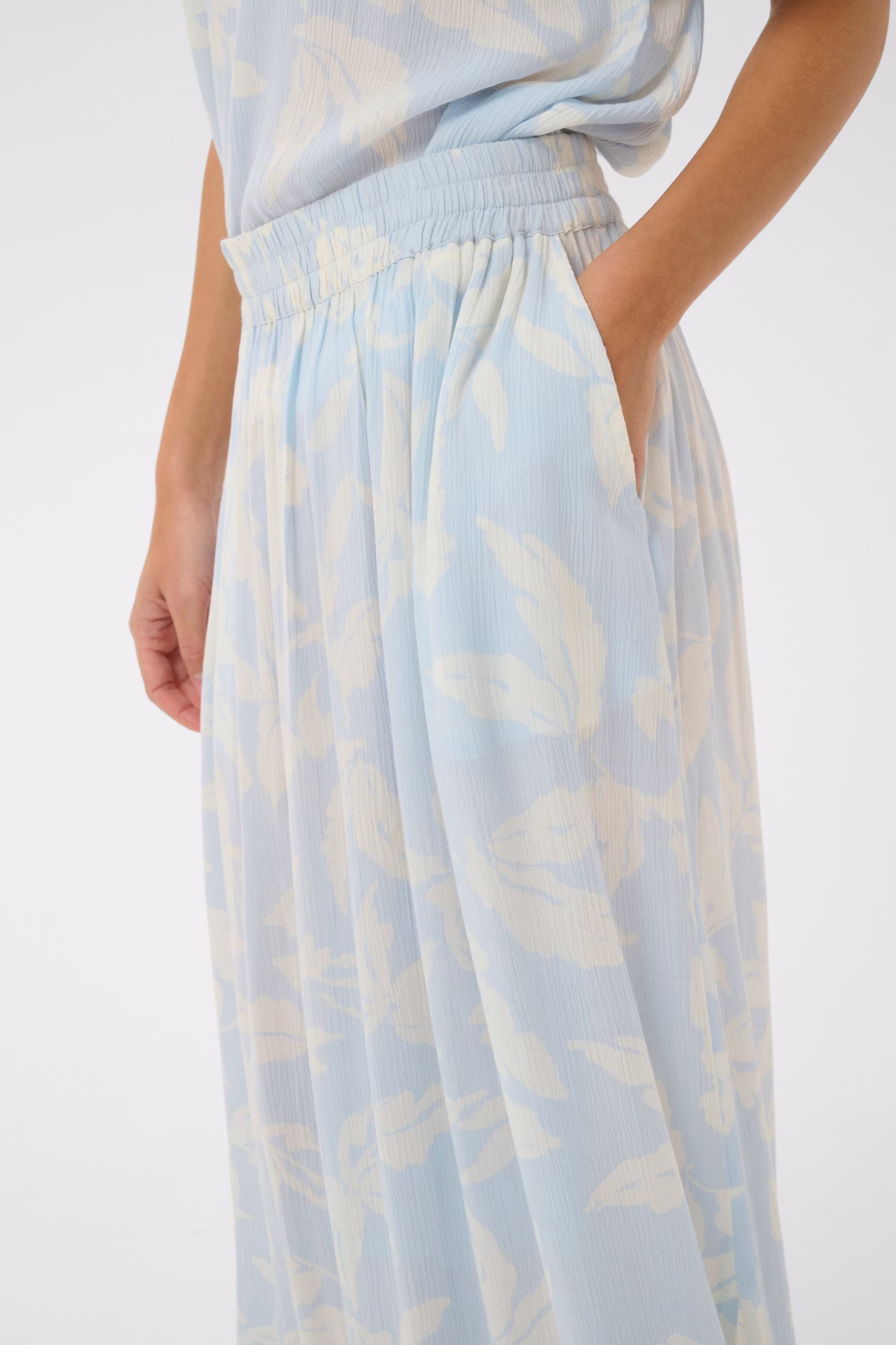 KAedita Skirt LOOKBOOK DETAIL 10509813-109547