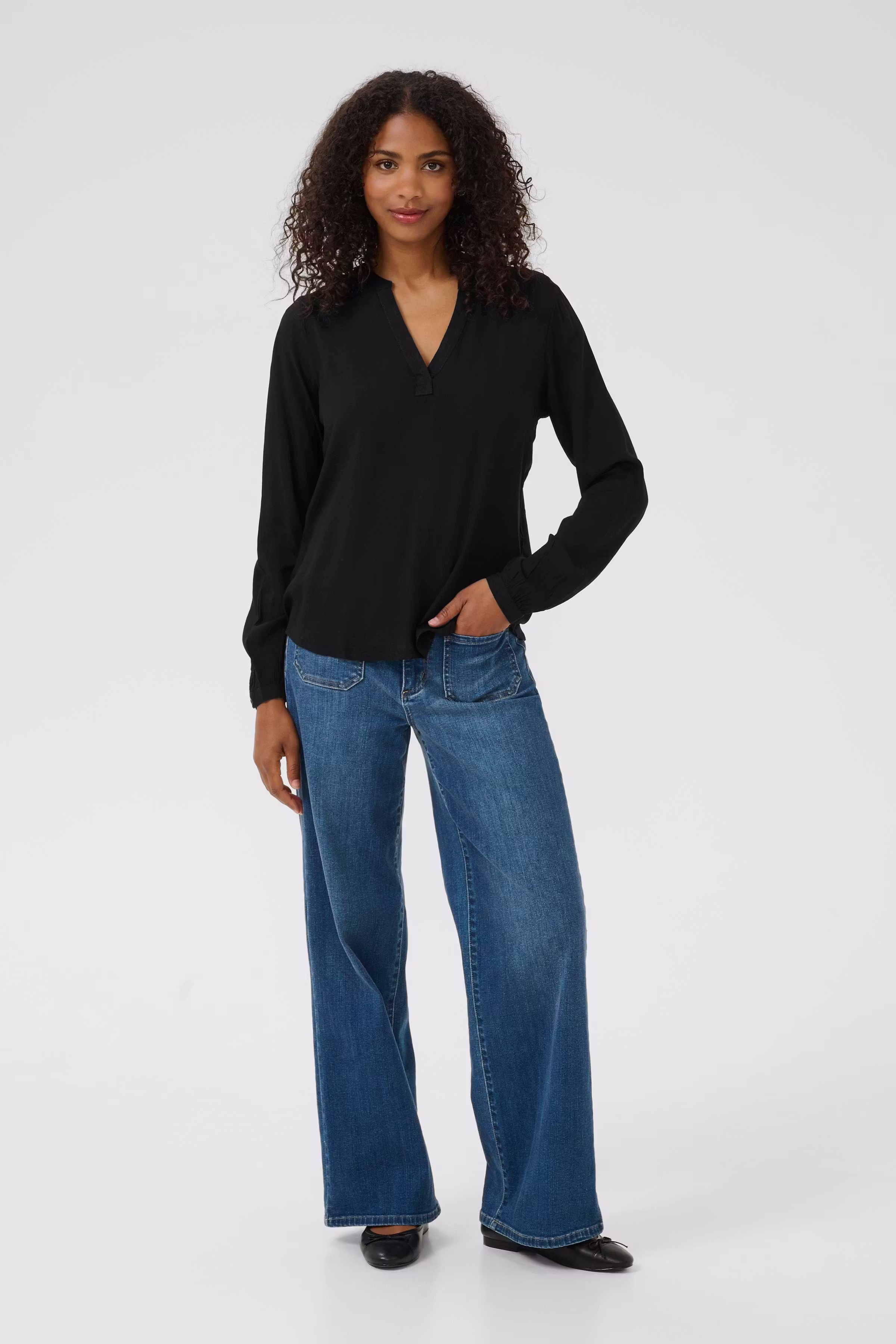 KAcalinda Bluse LOOKBOOK FRONT 10507267-100121