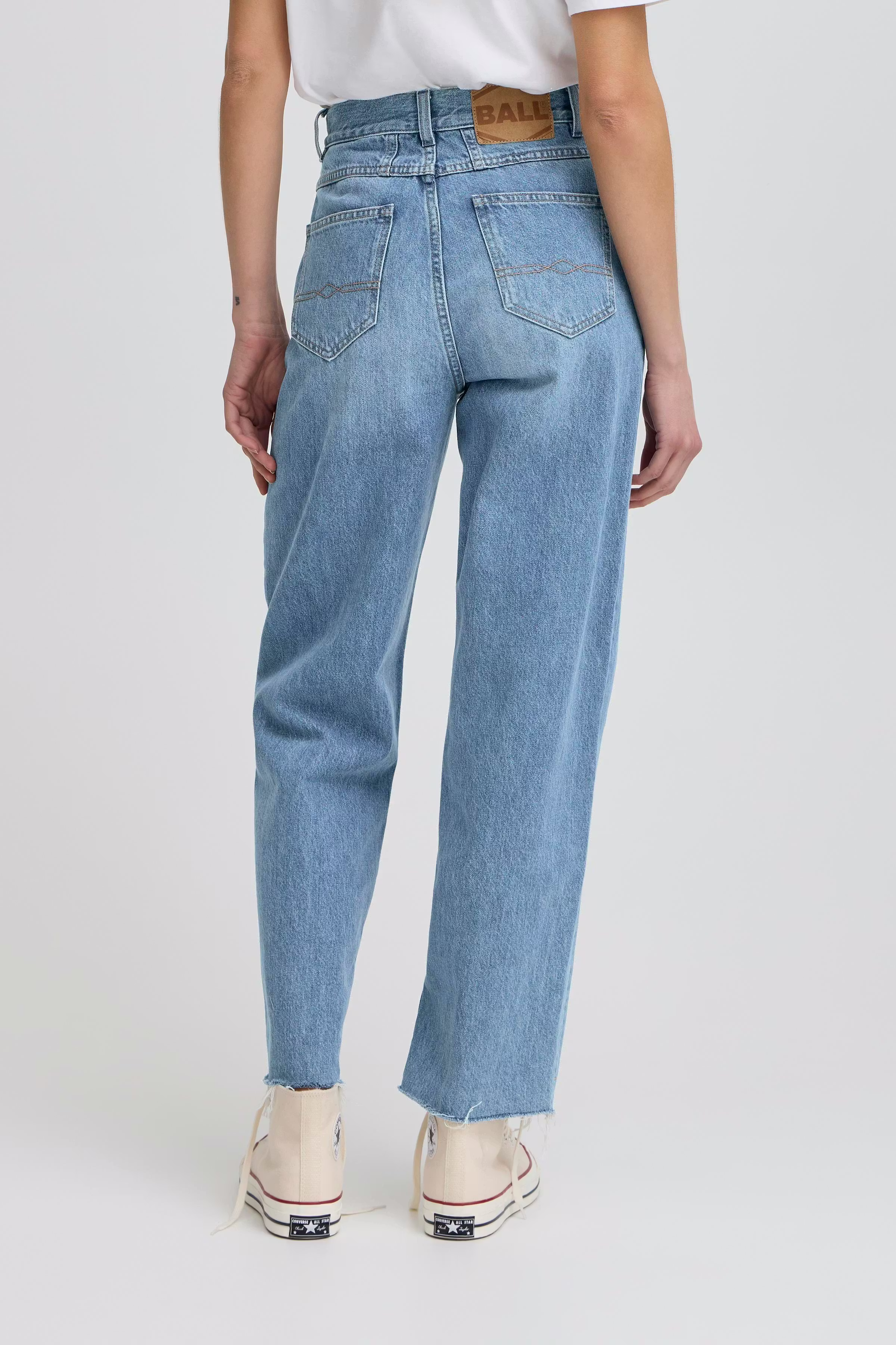 BACAMMEO Cropped Jeans LOOKBOOK BACK 50405082-204026