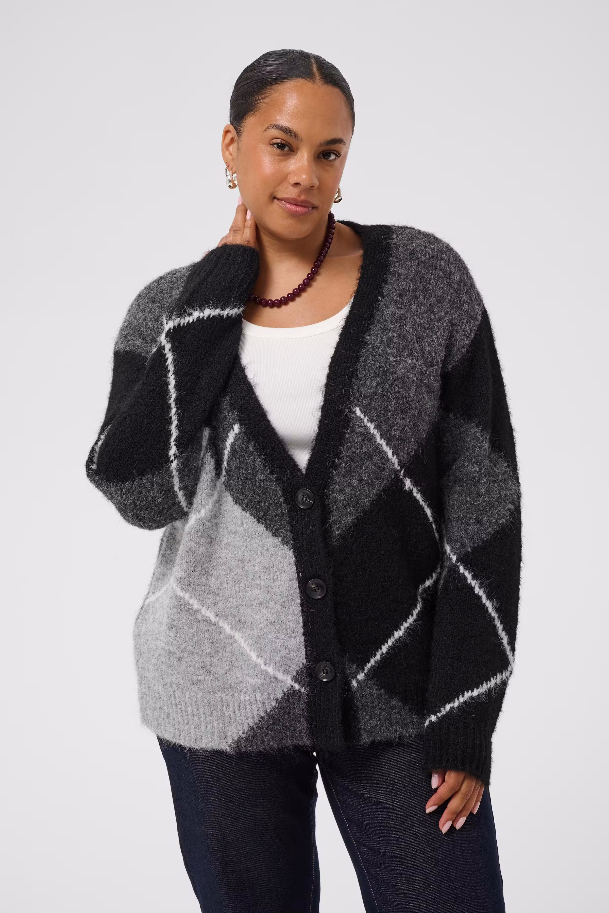KCkit Cardigan LOOKBOOK FRONT 10584620-109725