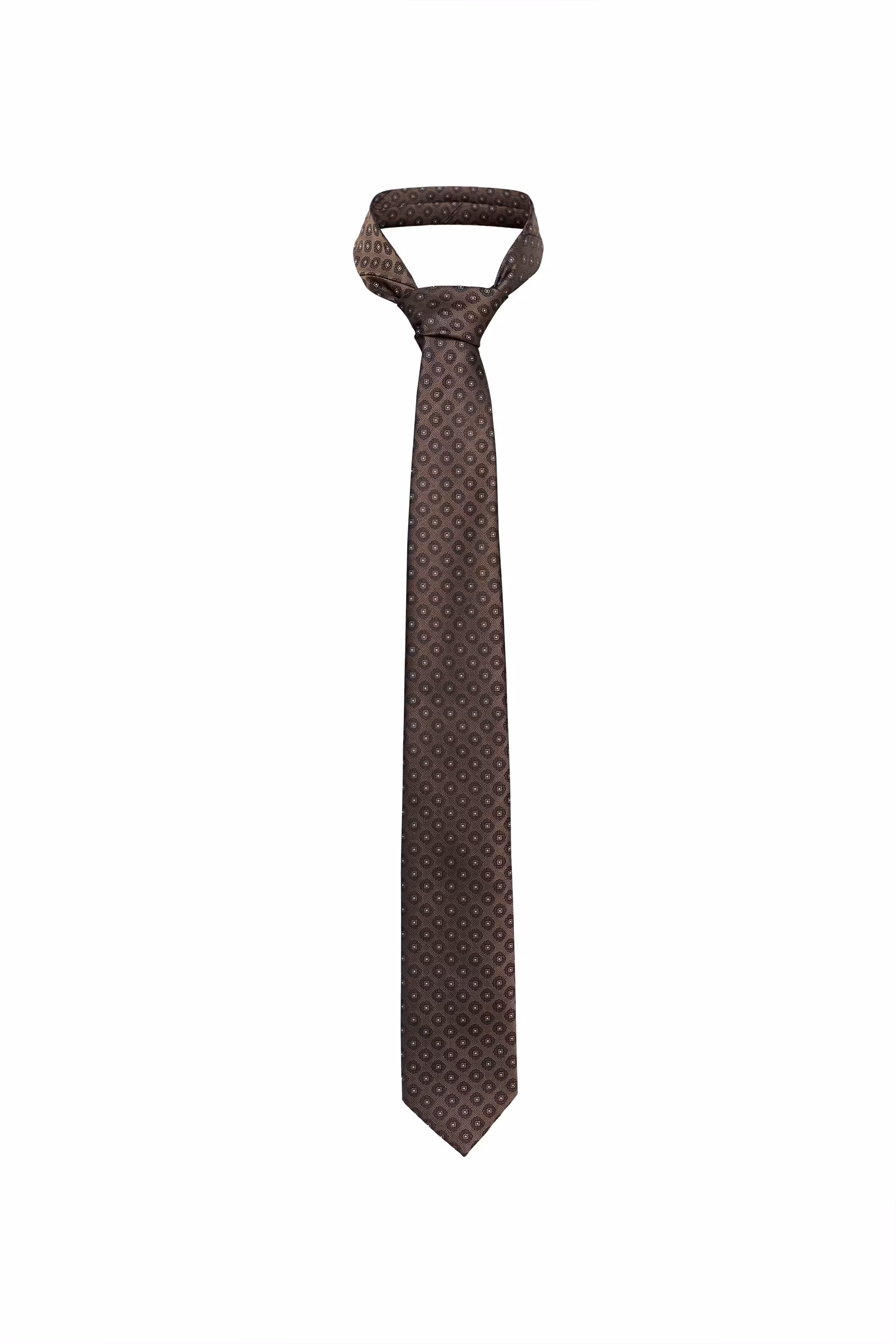 MAtie Tie PACK FRONT 30208733-190812