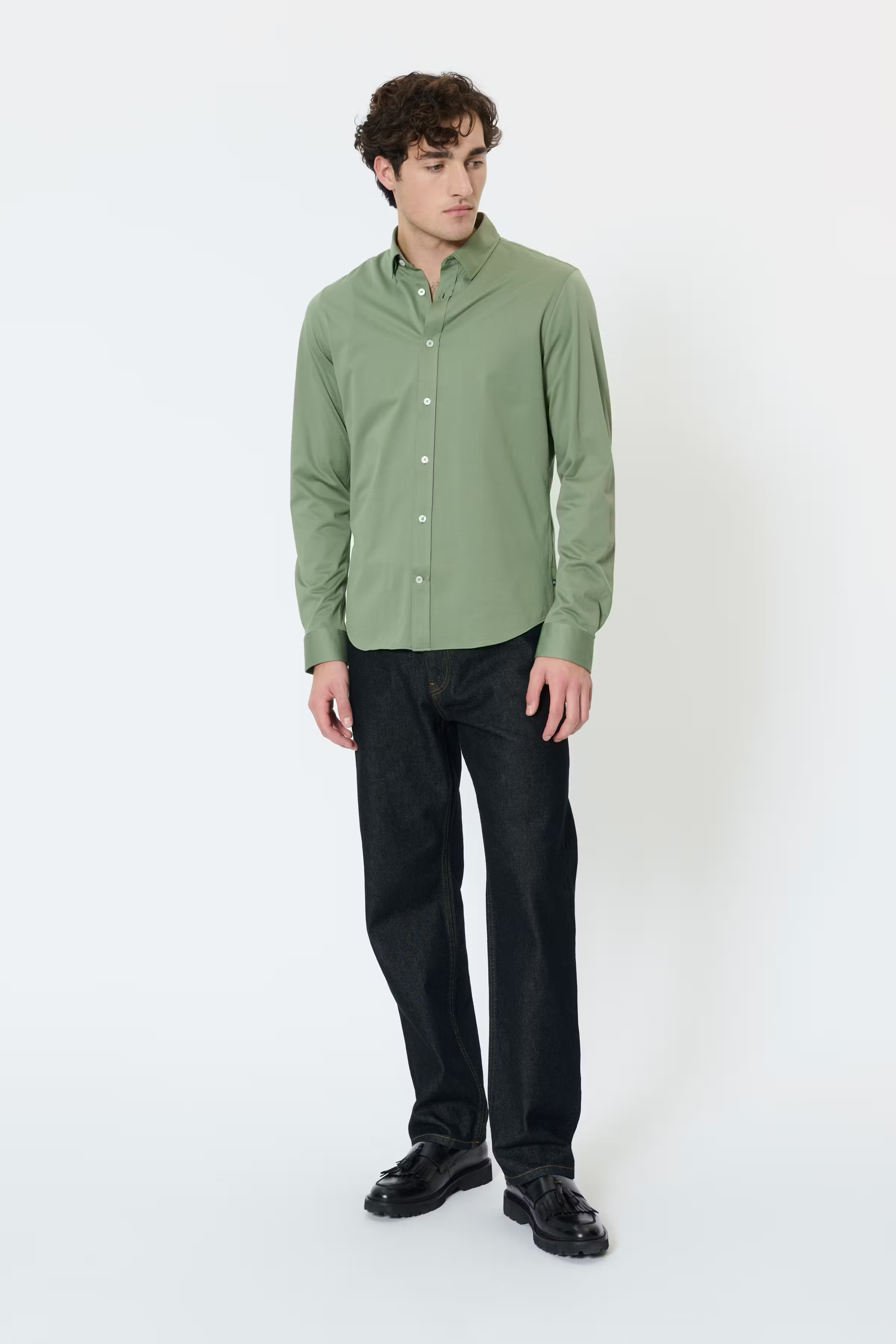 MAtrostol Shirt LOOKBOOK FRONT 30205262-176212