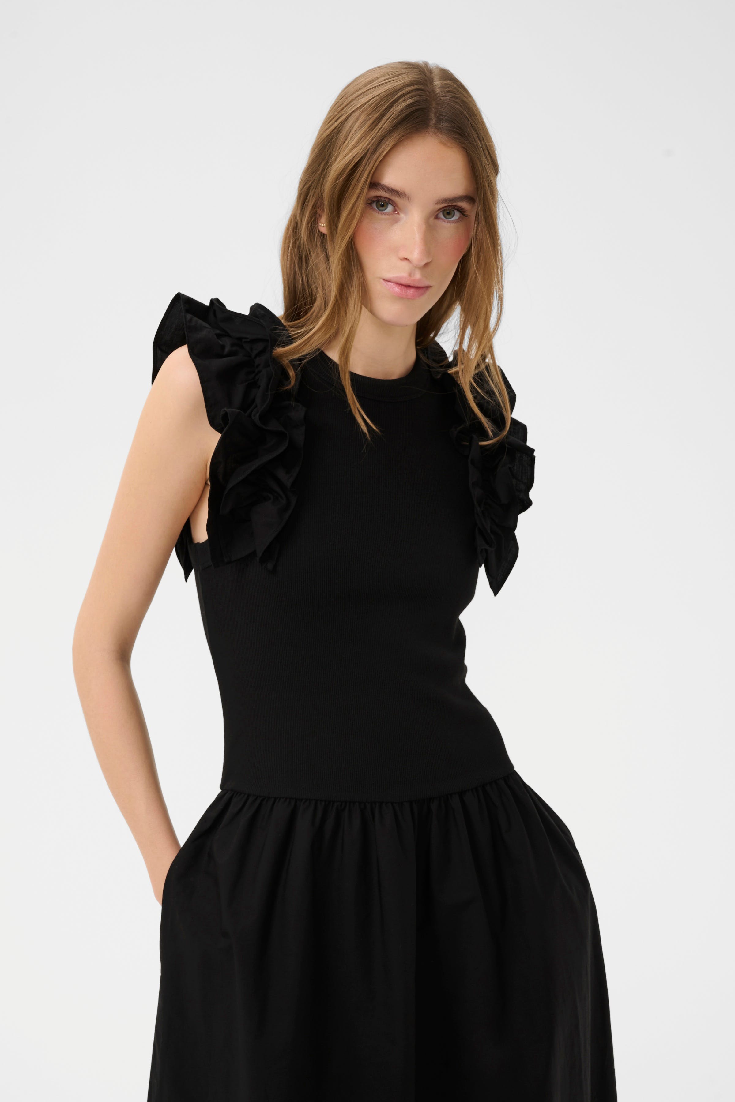 OdaKB Dress LOOKBOOK FRONT 10104929-194008