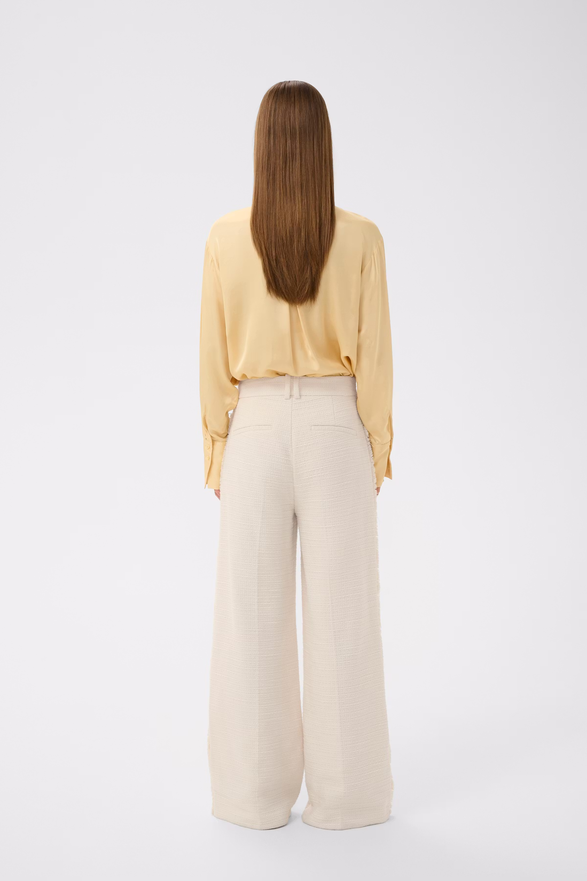 CHEYANNEIW Hose LOOKBOOK BACK 30112391-110701