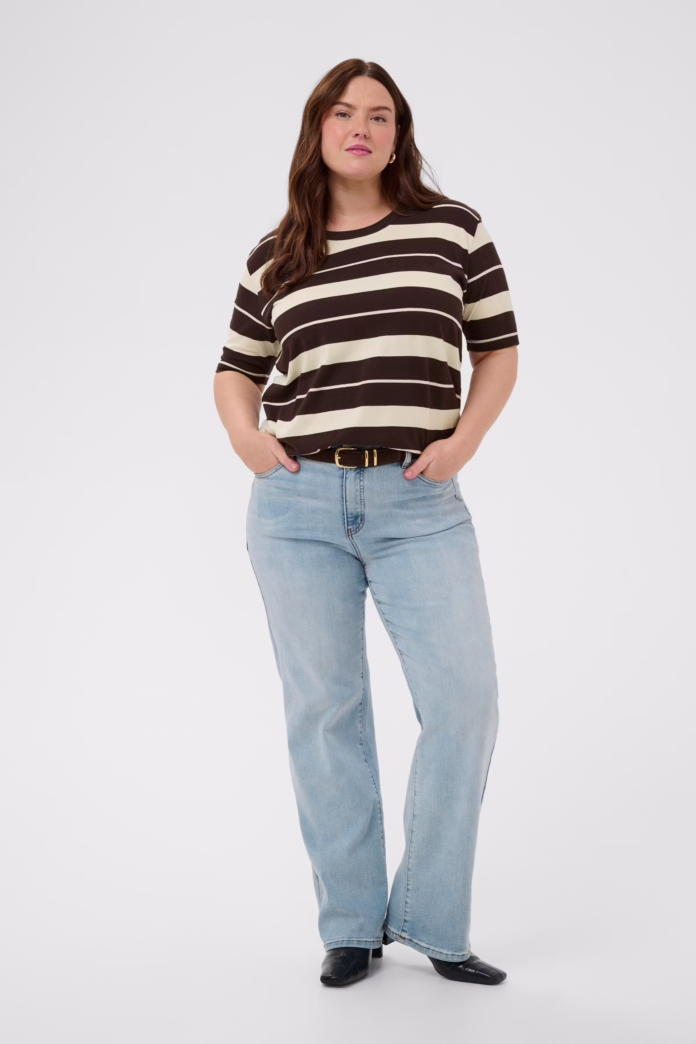 KCwinnie T-shirt LOOKBOOK FRONT 10584264-109504