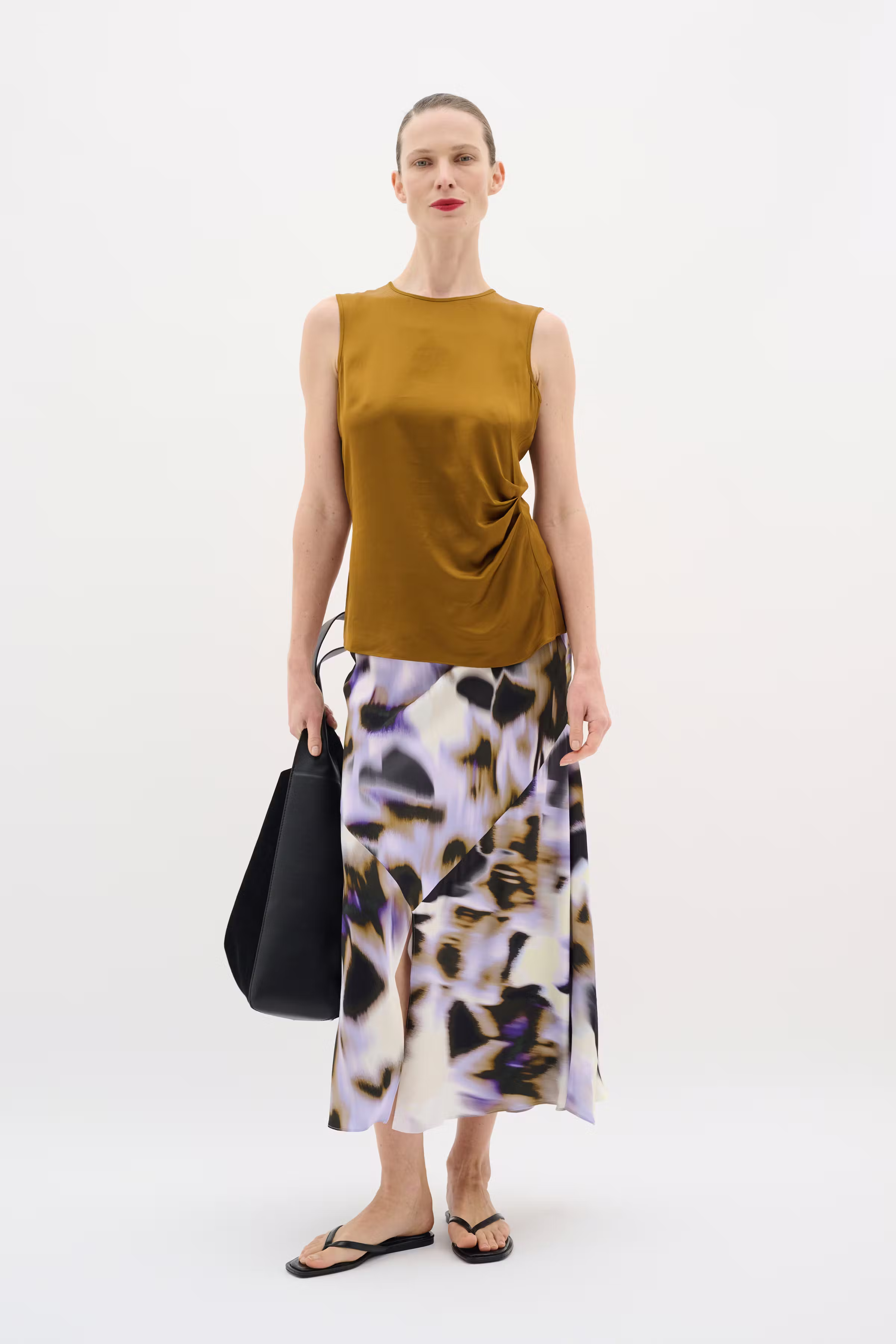 KaalaIW Skirt LOOKBOOK FRONT 30110552-303848