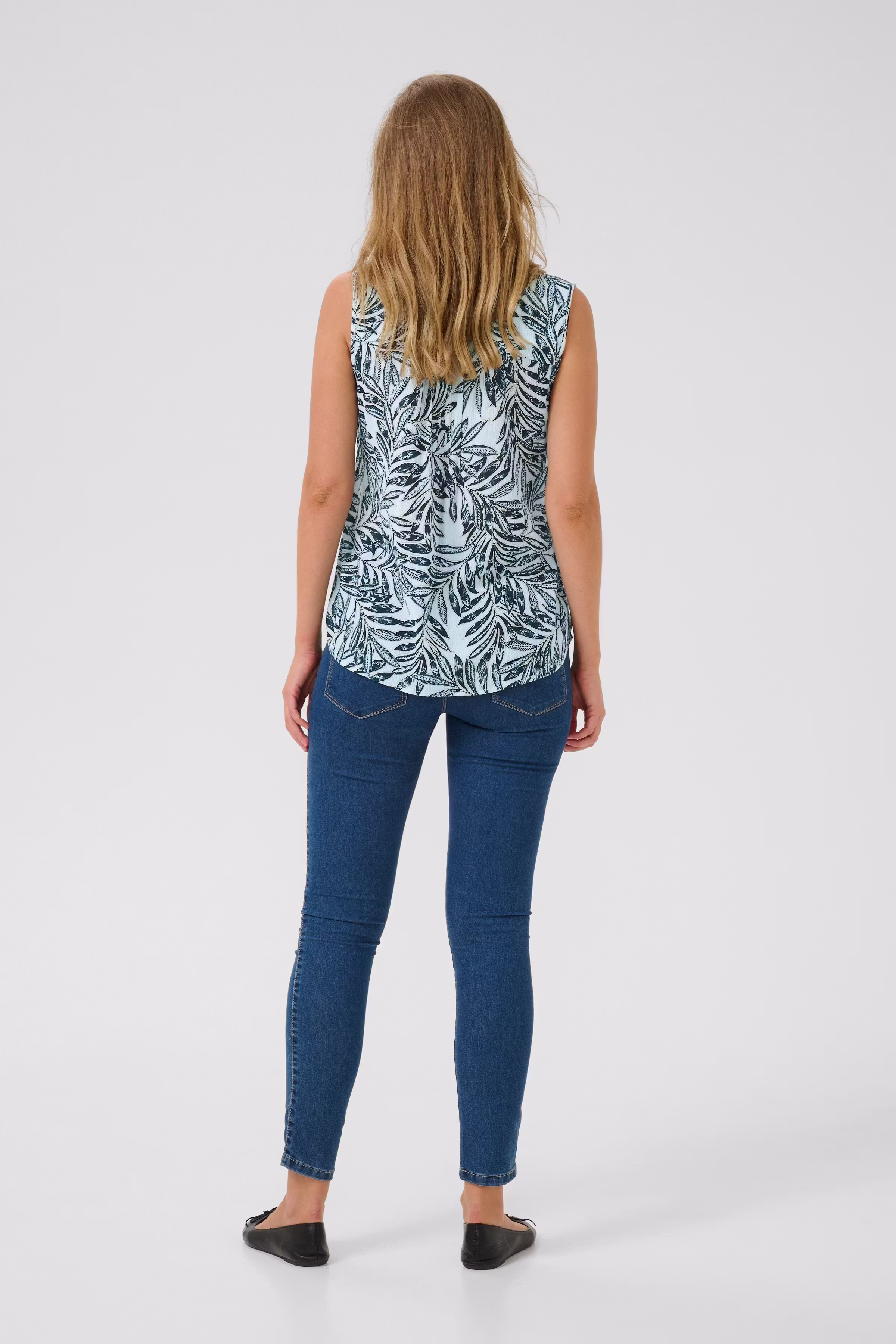 KAamber Top LOOKBOOK BACK 10508255-107562