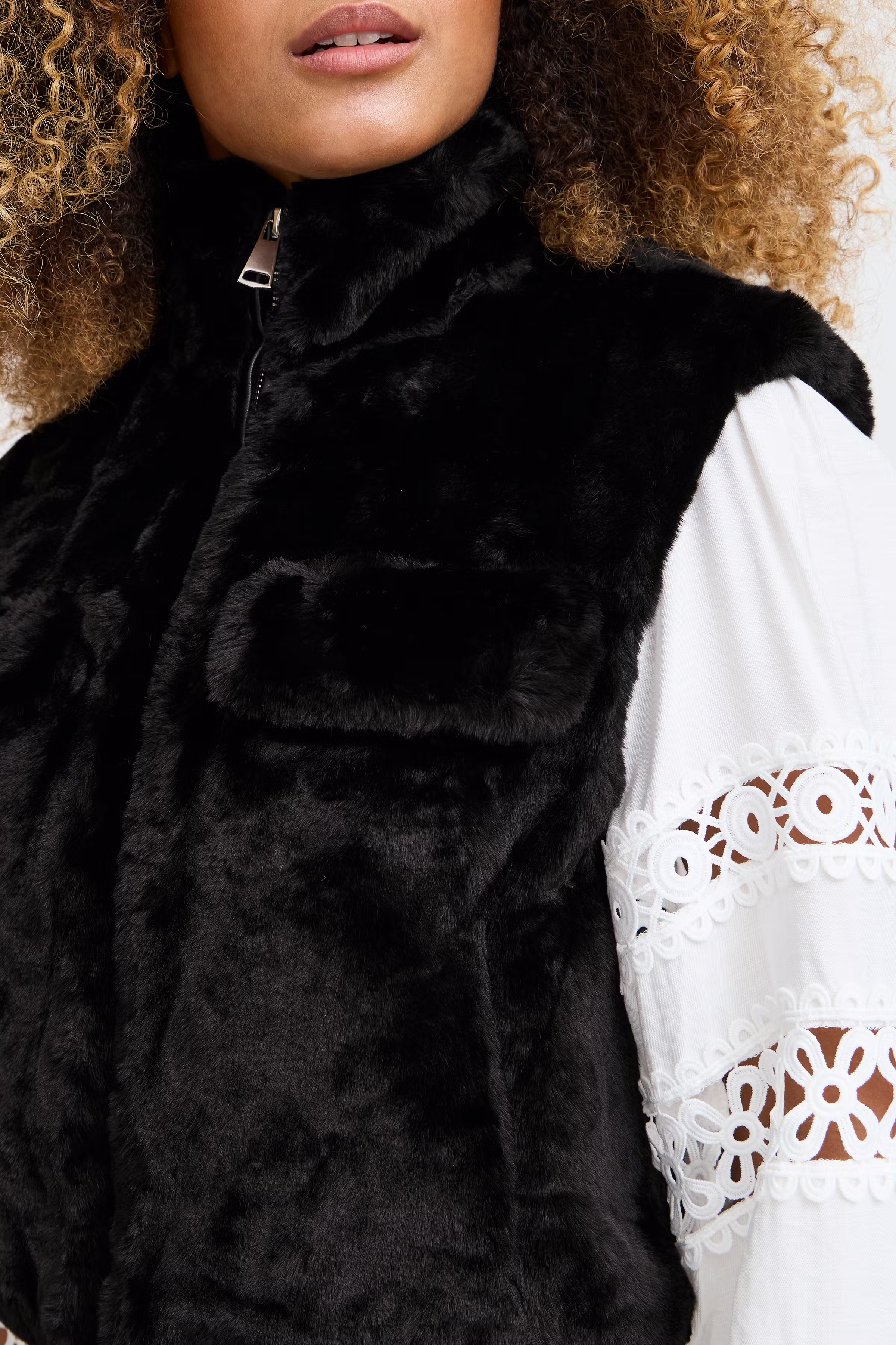 SBBINE Vest LOOKBOOK DETAIL 22100841-190303