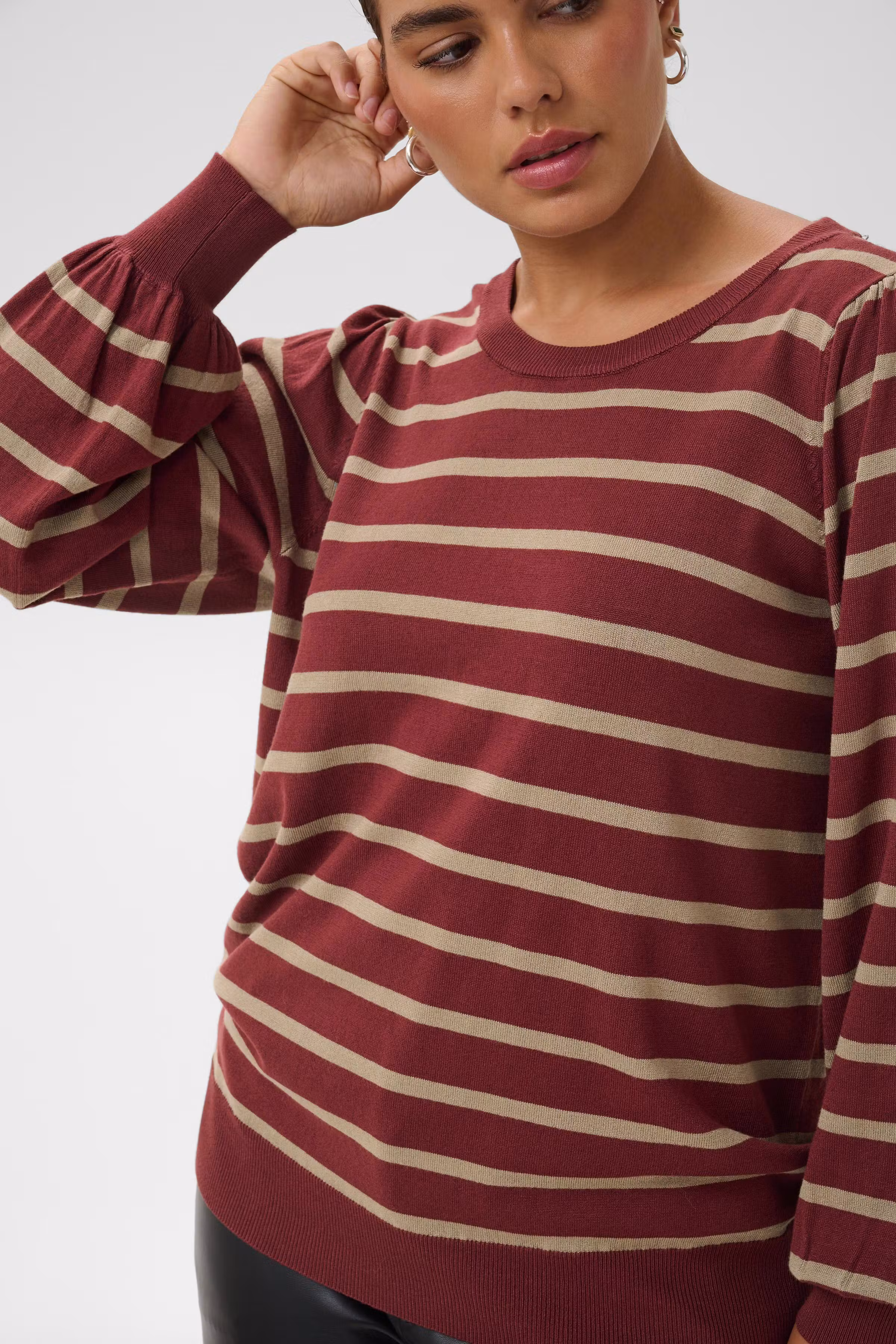 KClizzy Pullover LOOKBOOK DETAIL 10584617-1000189