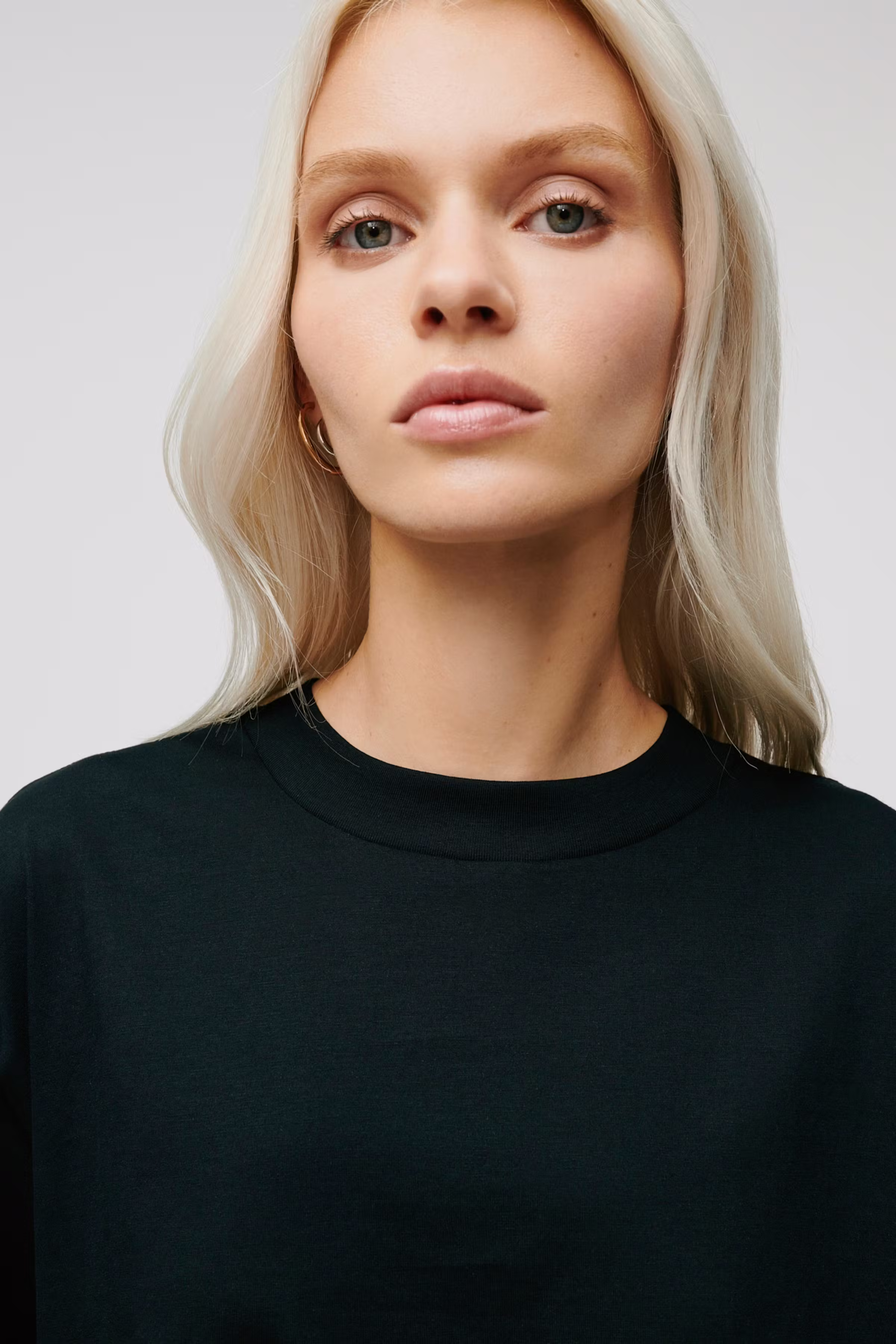 KYLA Top LOOKBOOK FRONT 30600543-BK999