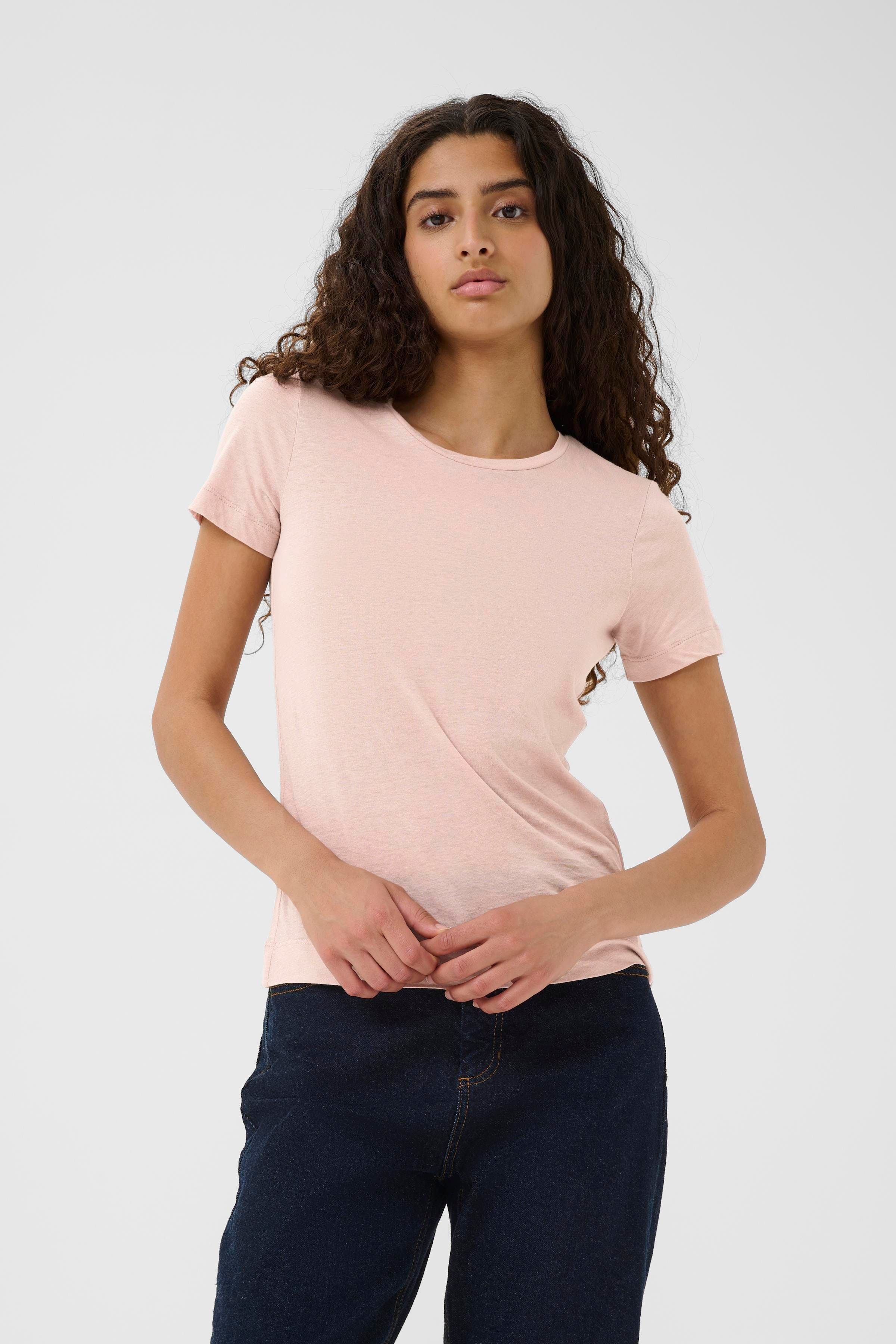 LegendIW Base SS T-shirt LOOKBOOK FRONT 30109350-161509