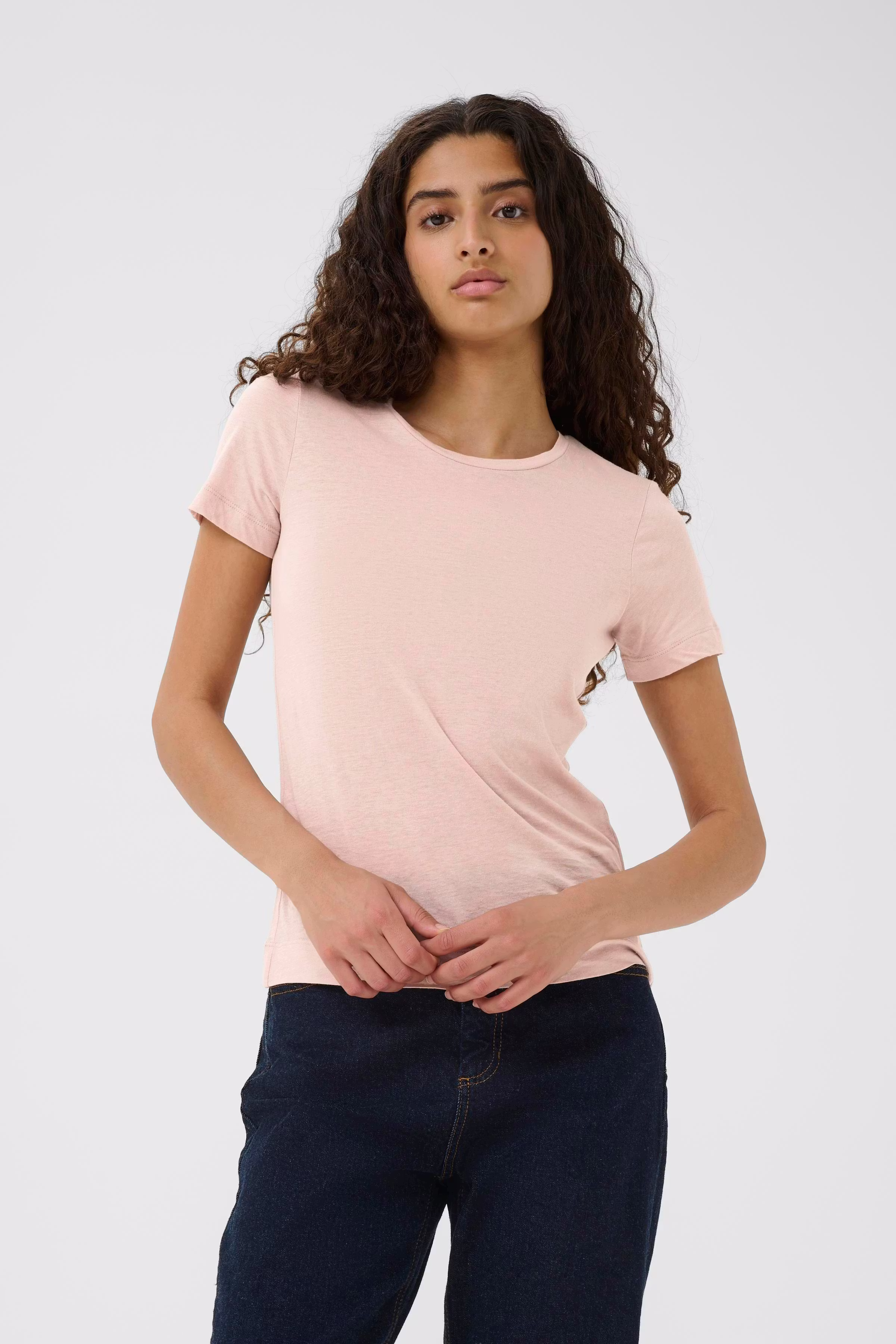 LegendIW Base SS T-shirt LOOKBOOK FRONT 30109350-161509