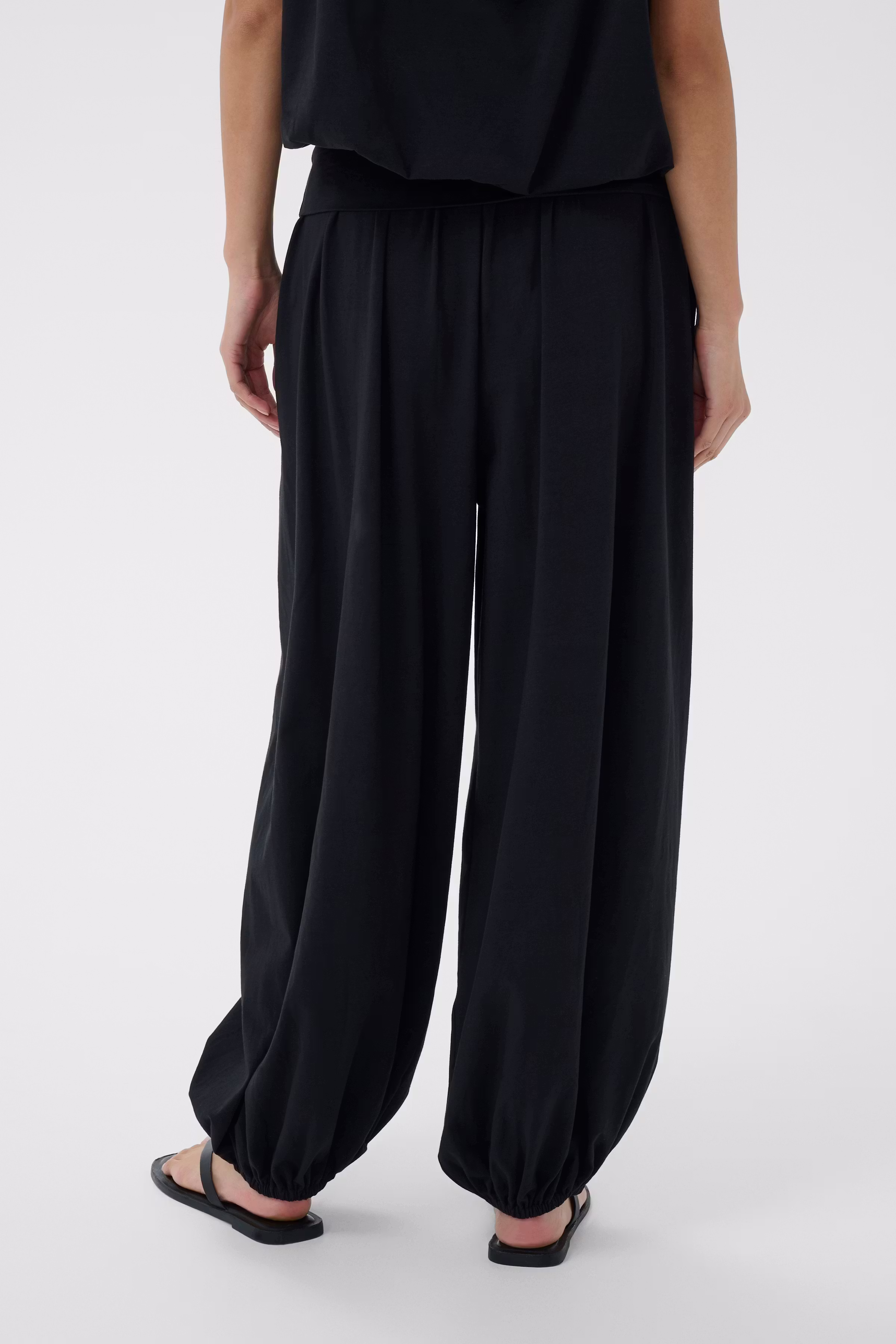 BeritePW Trousers LOOKBOOK BACK 30310610-194008