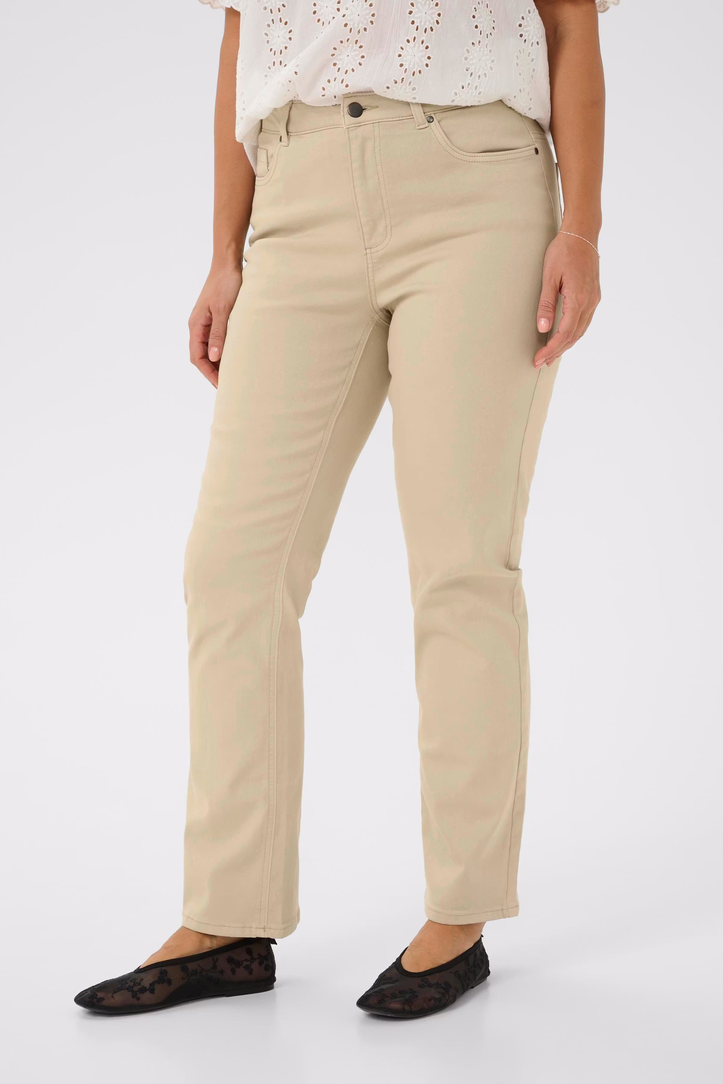 KCdina Jeans LOOKBOOK FRONT 10584062-151305