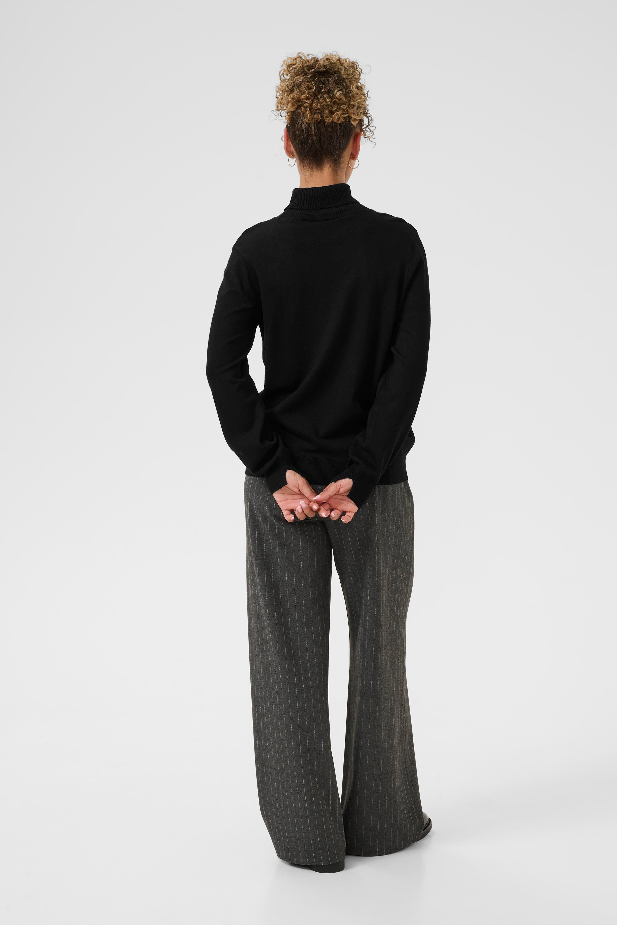 CRVillea Pullover LOOKBOOK BACK 10612956-100120