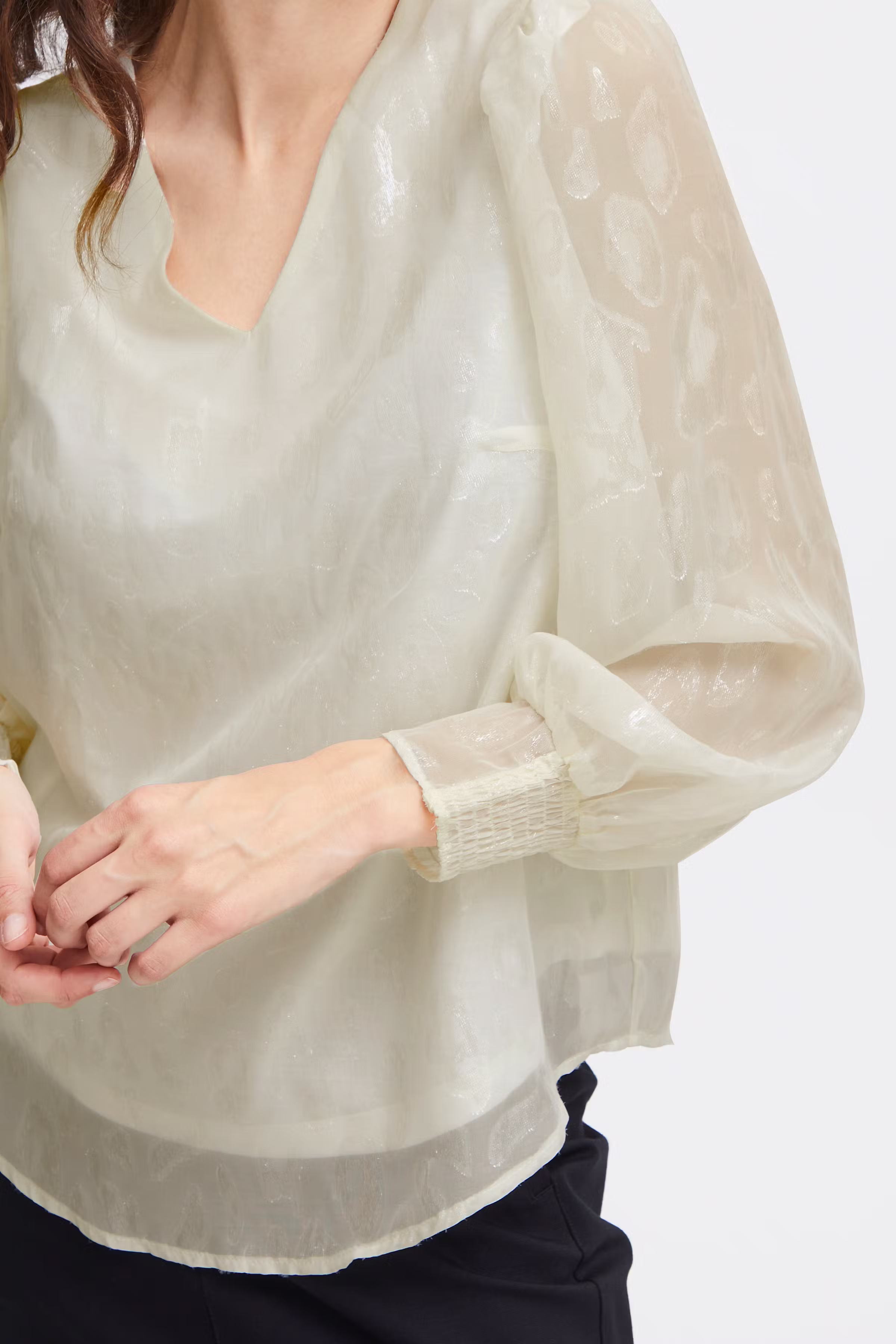 FRSPARKLY Bluse LOOKBOOK DETAIL 20613003-120304