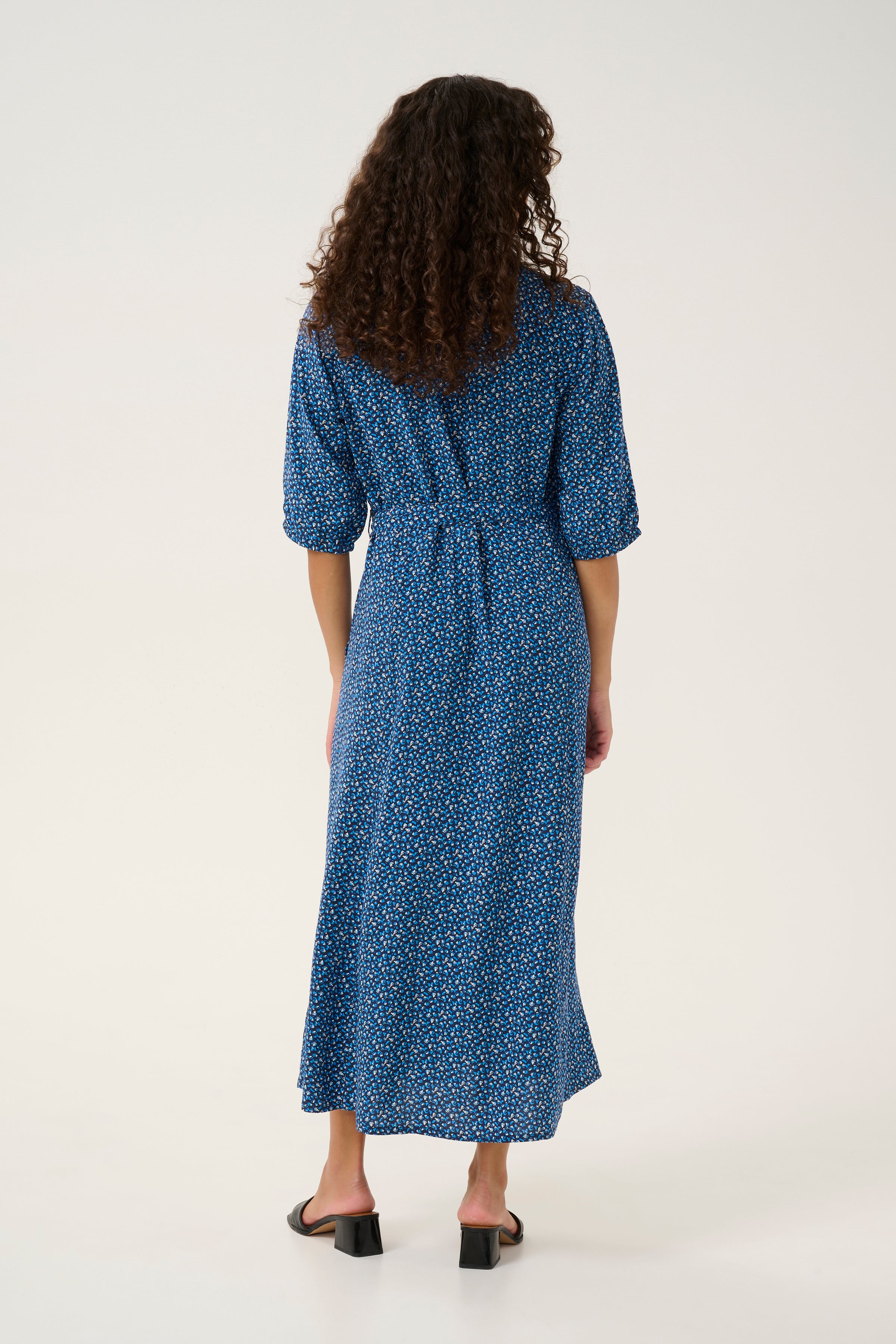 CRTiah Dress LOOKBOOK BACK 10611340-105492