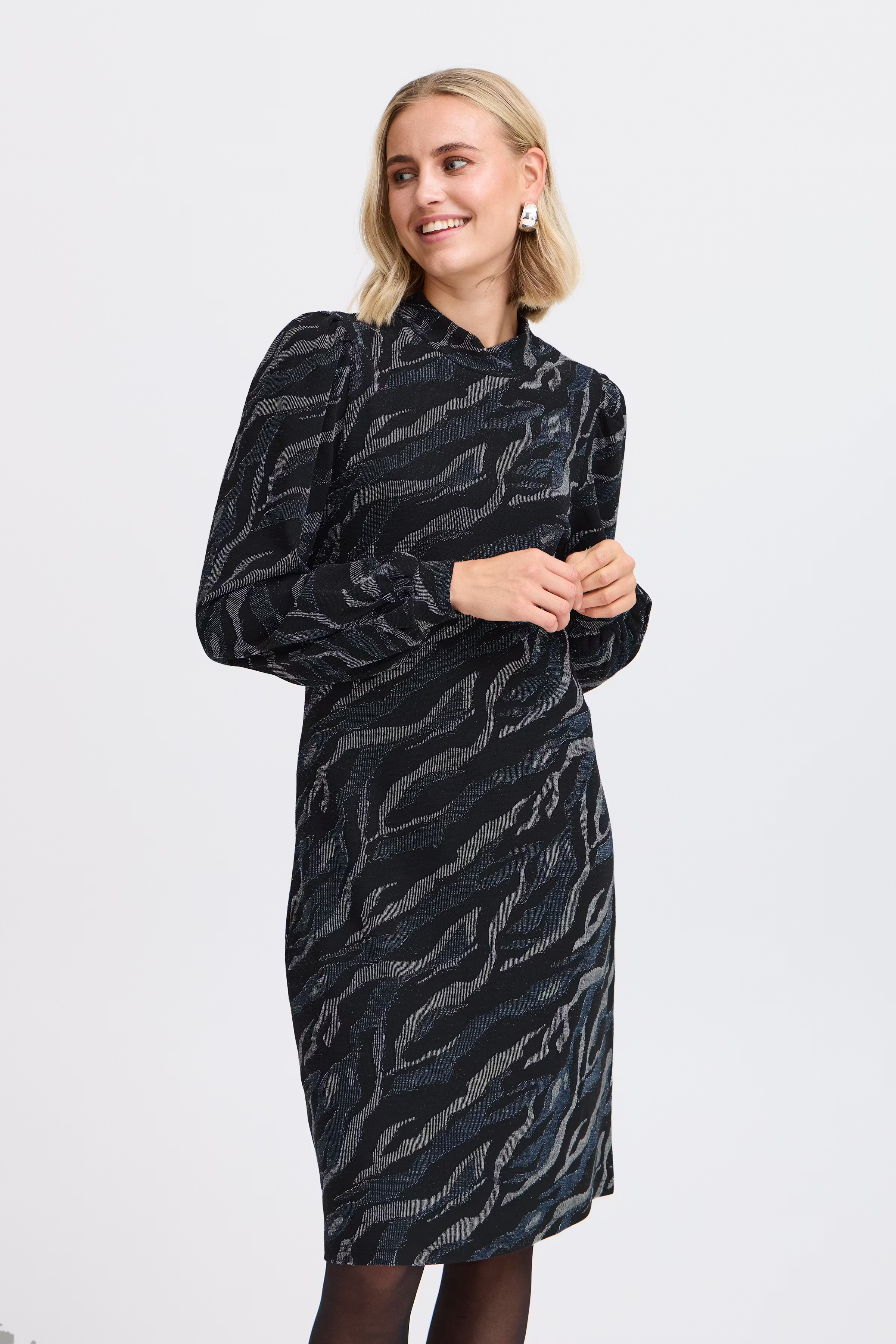 FRCALYPSO Kjole LOOKBOOK FRONT 20614971-203861