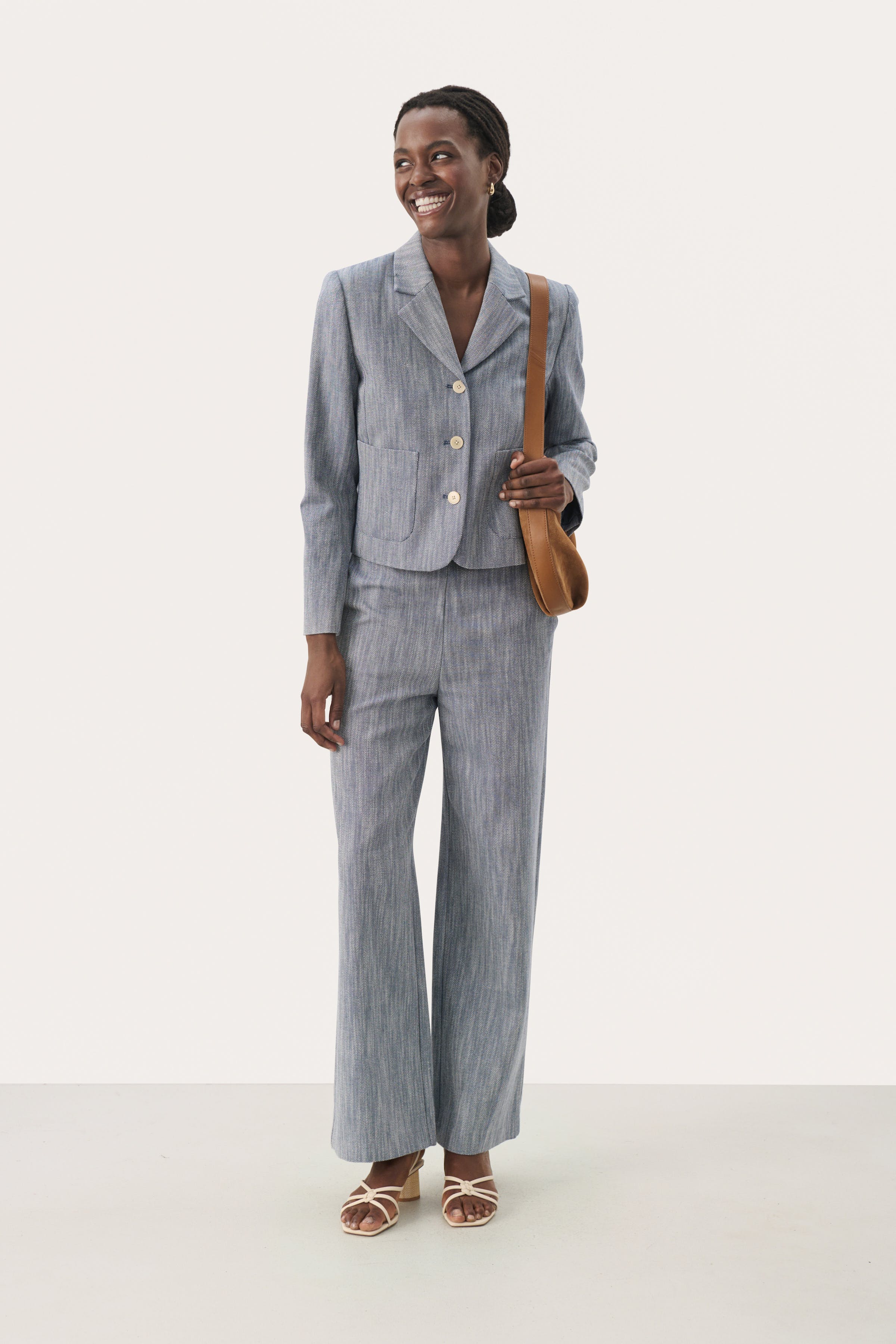 CaidanesPW Hose LOOKBOOK BACK 30309349-303618