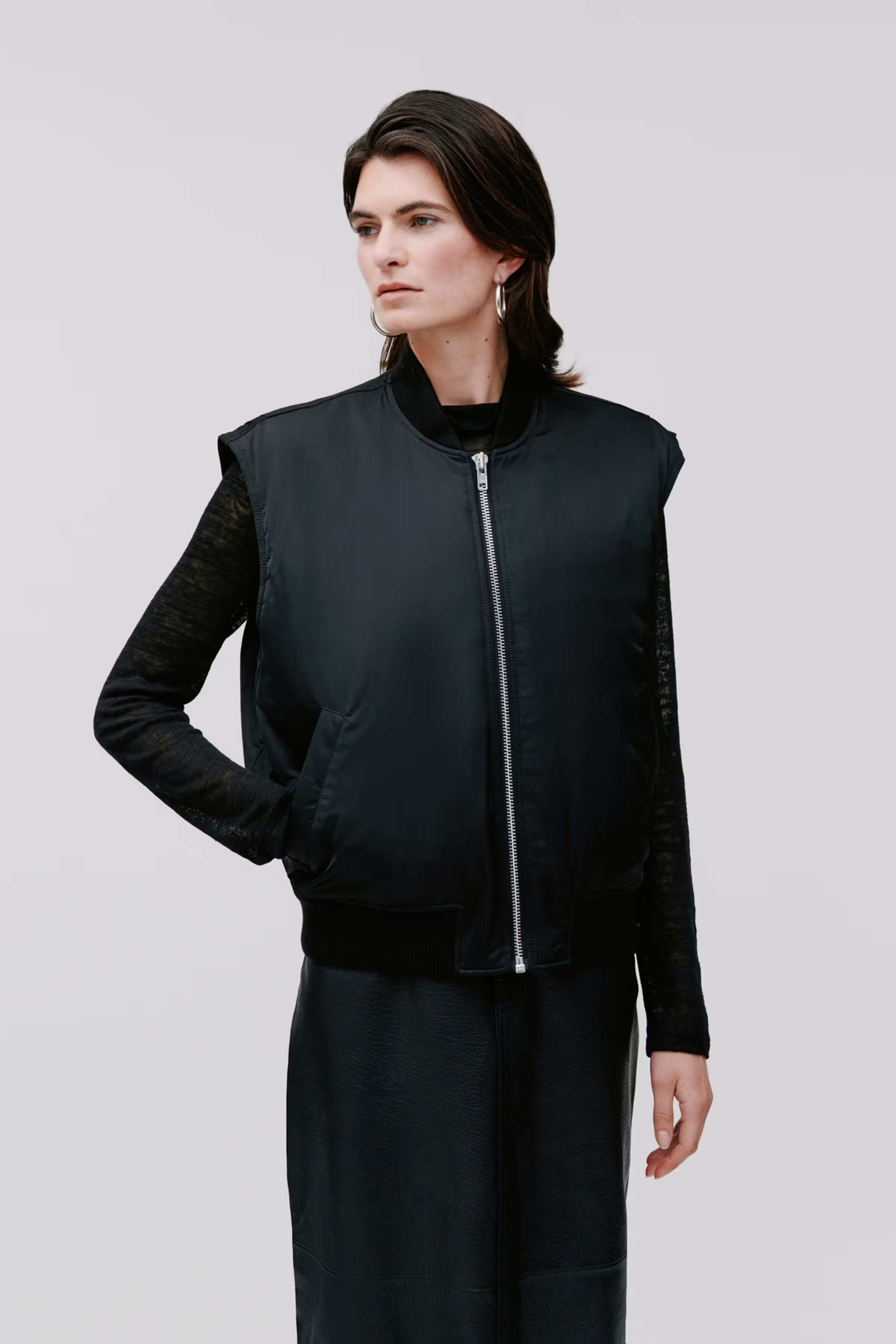 JAMILA waistcoat LOOKBOOK FRONT 30600764-BK999