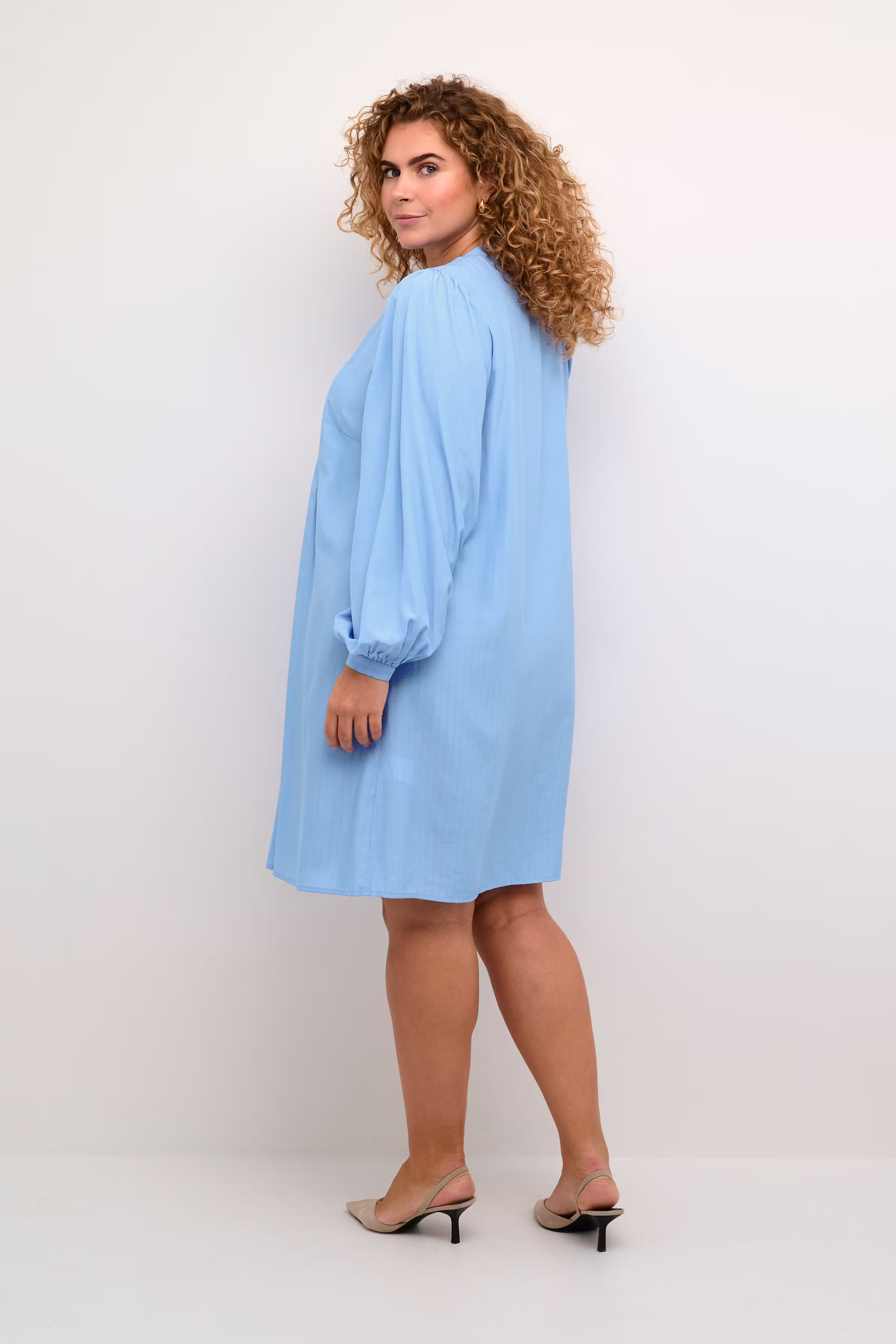 KCberla Robe LOOKBOOK BACK 10582472-153930