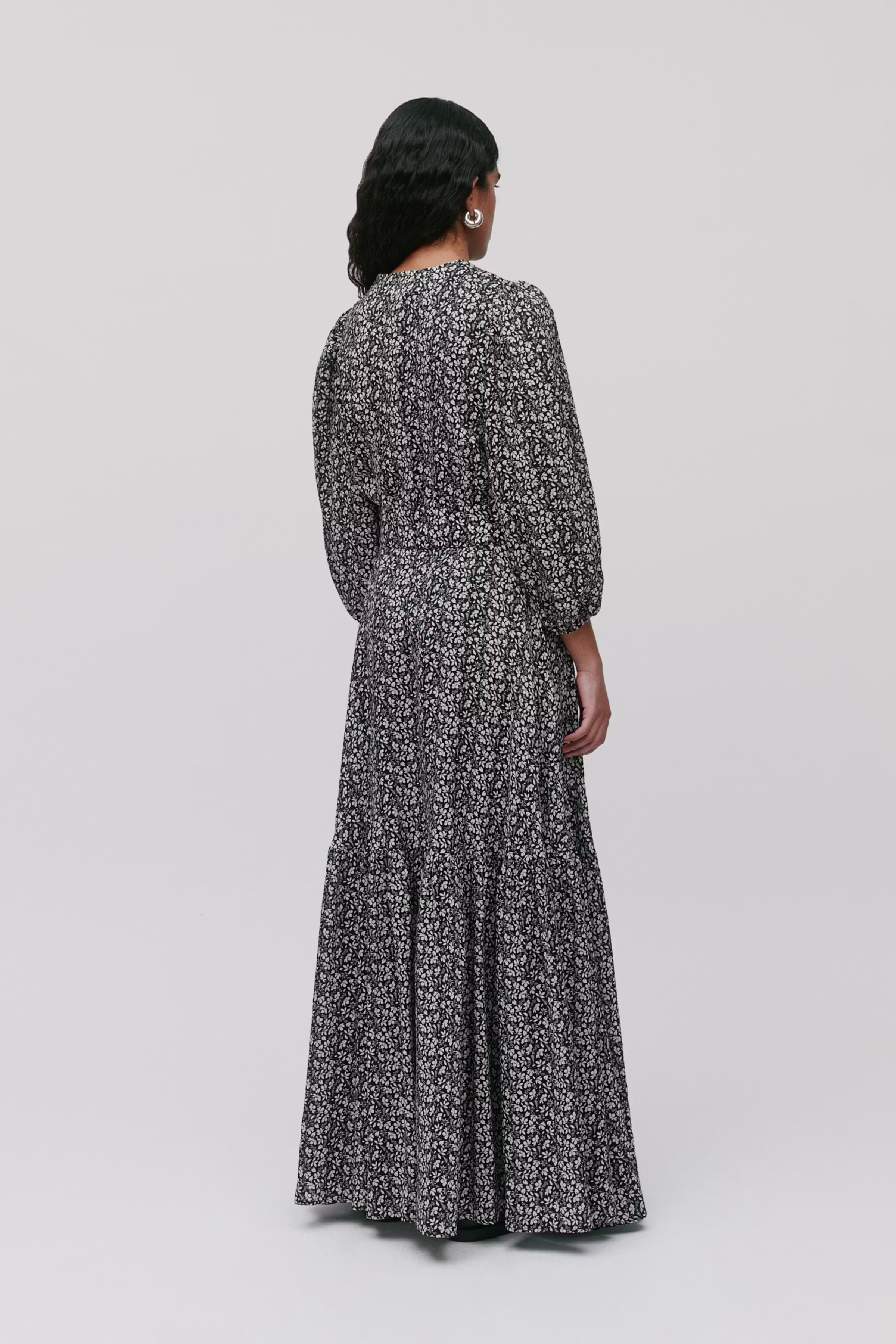 IOENRICA Bluse LOOKBOOK BACK 30600478-MC2156