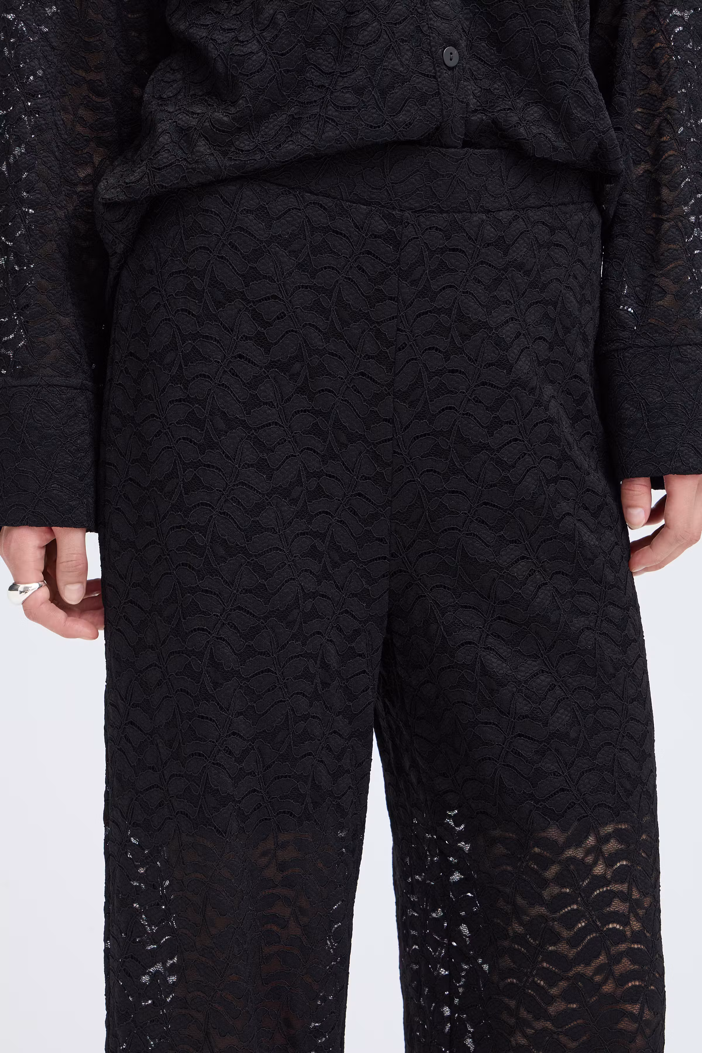 FRAMELIA Trousers LOOKBOOK DETAIL 20618437-194008