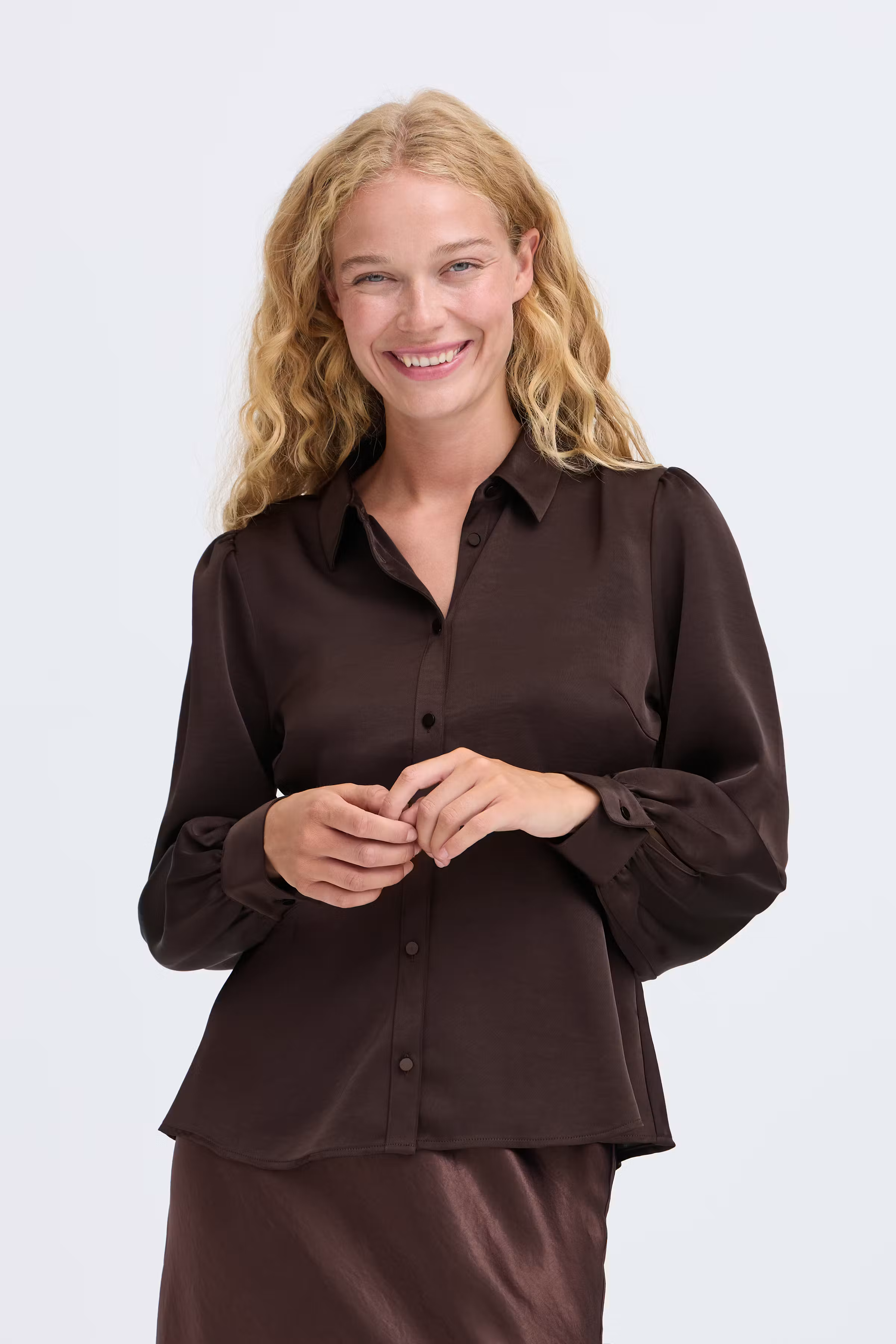 BYISA Overhemd LOOKBOOK FRONT 20819712-191016