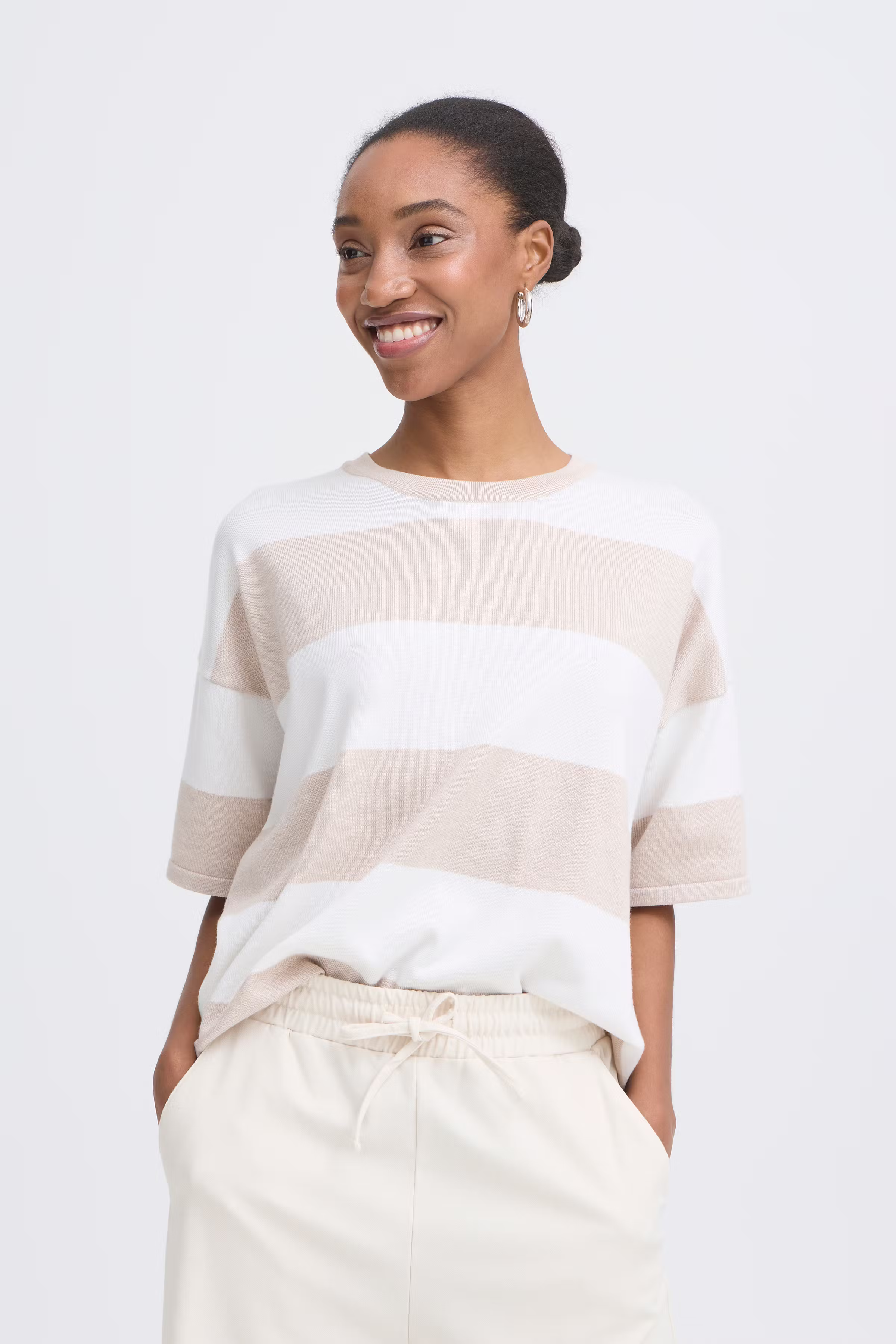 IHLULS Pullover LOOKBOOK FRONT 20125817-900007364